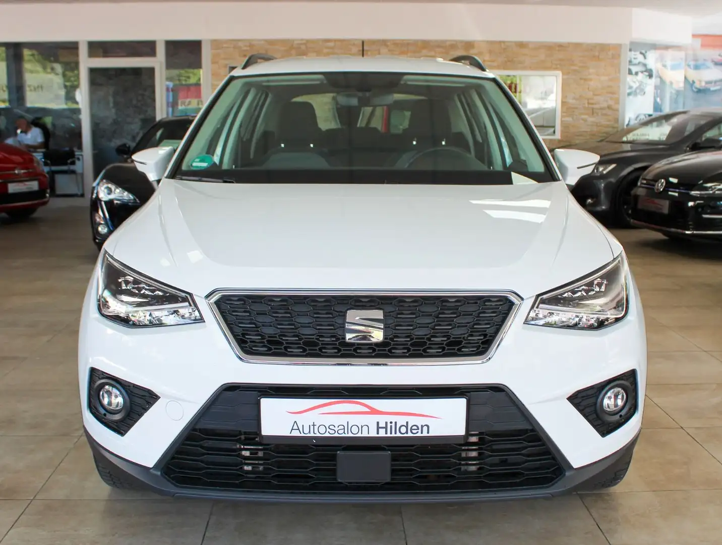 SEAT Arona 1.0 TSI Automatik Style Navi LED PDC DSG Weiß - 2