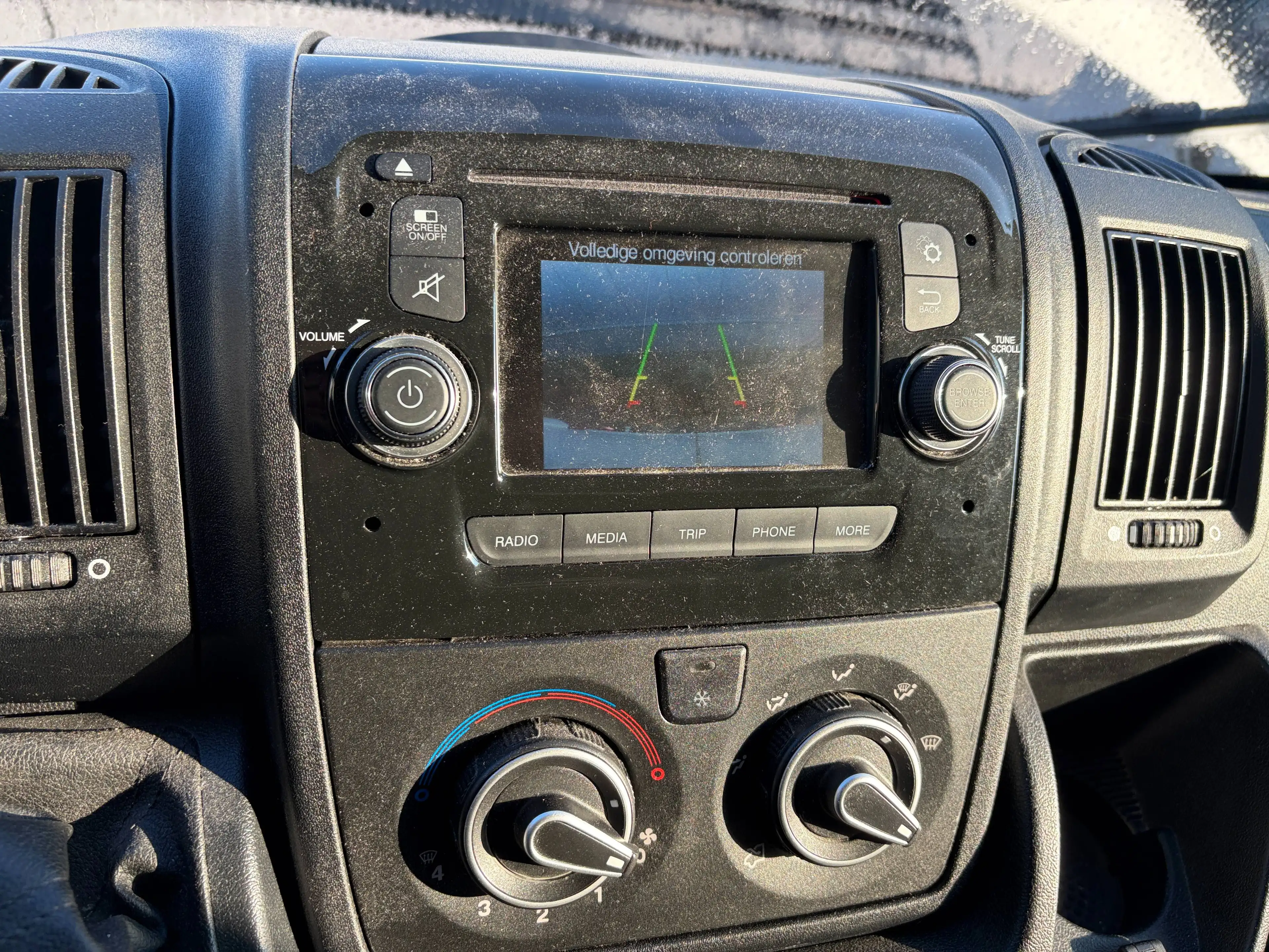 Peugeot Boxer 2.0 HDi L2H1 /€5.775 netto / Navi / Camera / PDC / ... — photo 12
