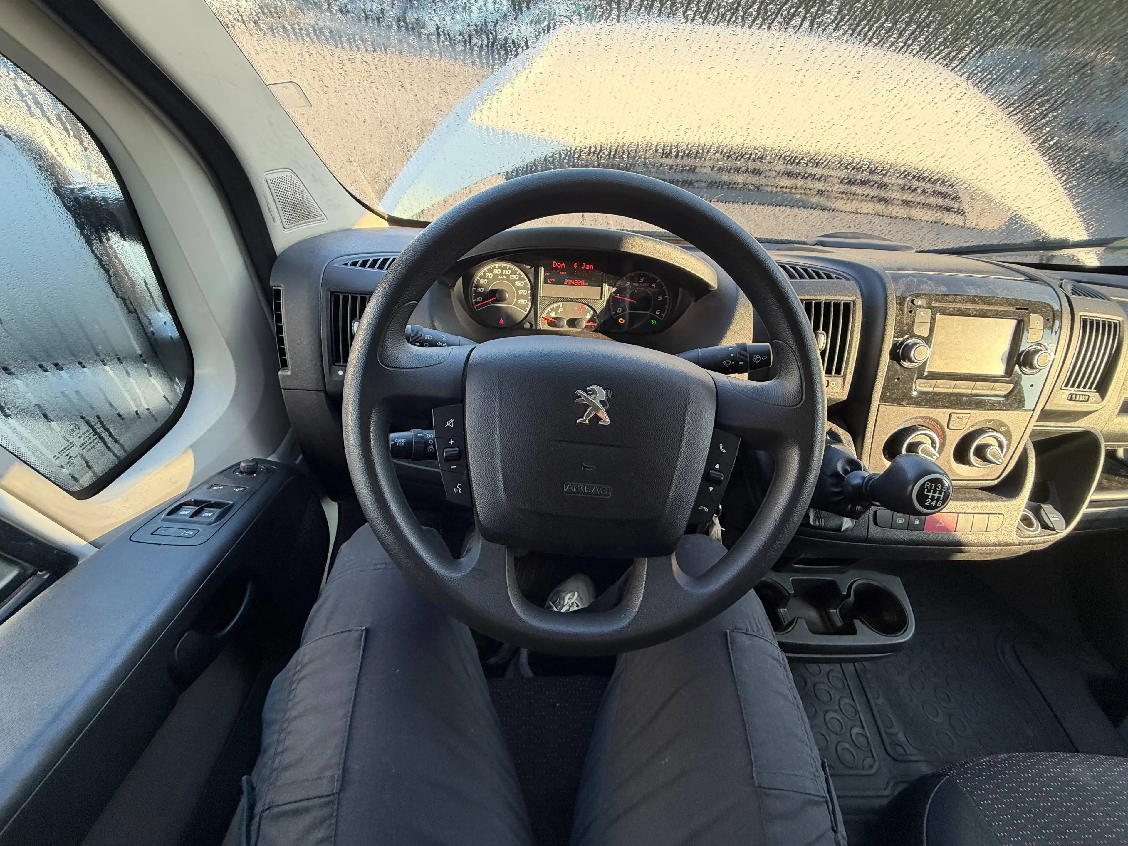 Peugeot Boxer 2.0 HDi L2H1 /€5.775 netto / Navi / Camera / PDC / ... — photo 9