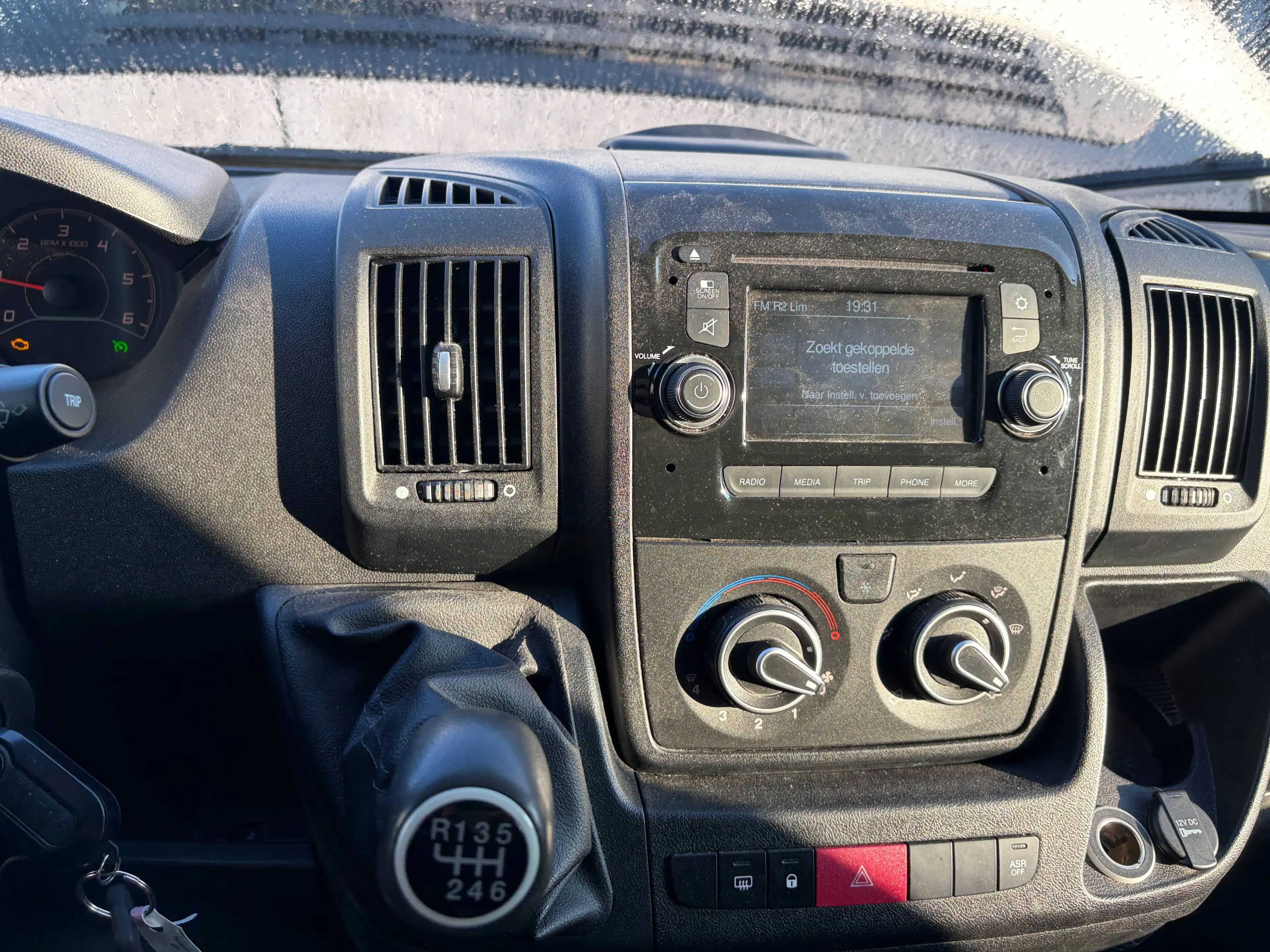 Peugeot Boxer 2.0 HDi L2H1 /€5.775 netto / Navi / Camera / PDC / ... — photo 13