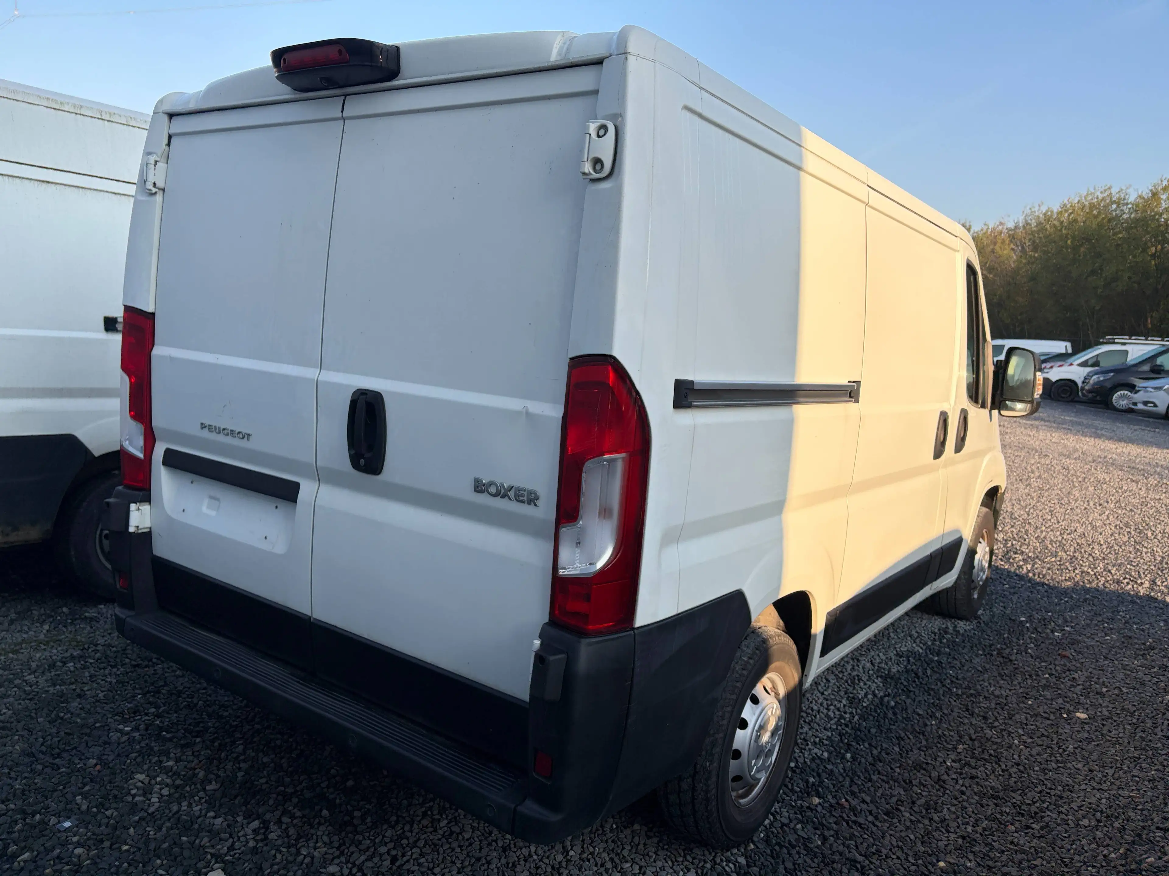 Peugeot Boxer 2.0 HDi L2H1 /€5.775 netto / Navi / Camera / PDC / ... — photo 2