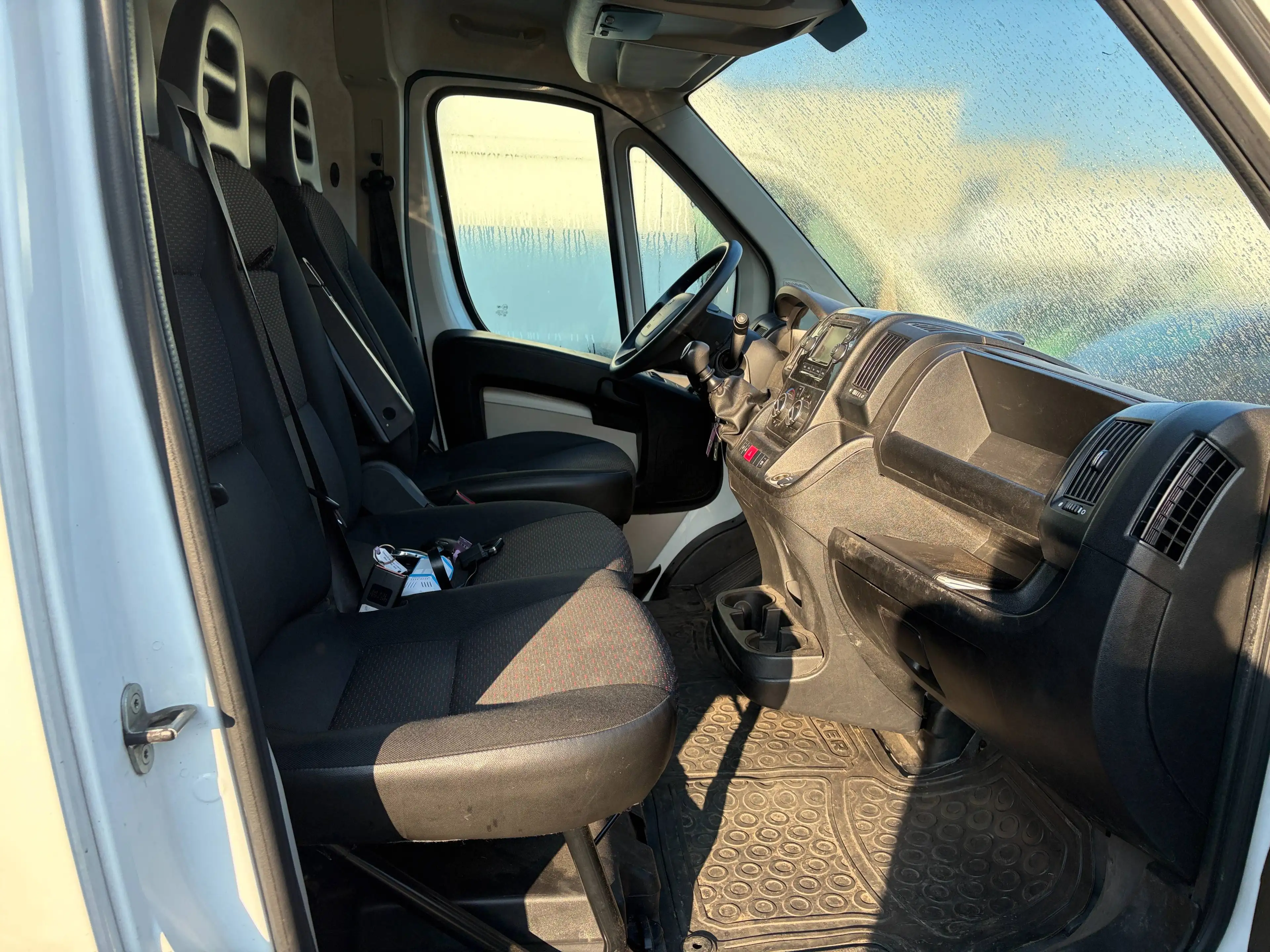 Peugeot Boxer 2.0 HDi L2H1 /€5.775 netto / Navi / Camera / PDC / ... — photo 8