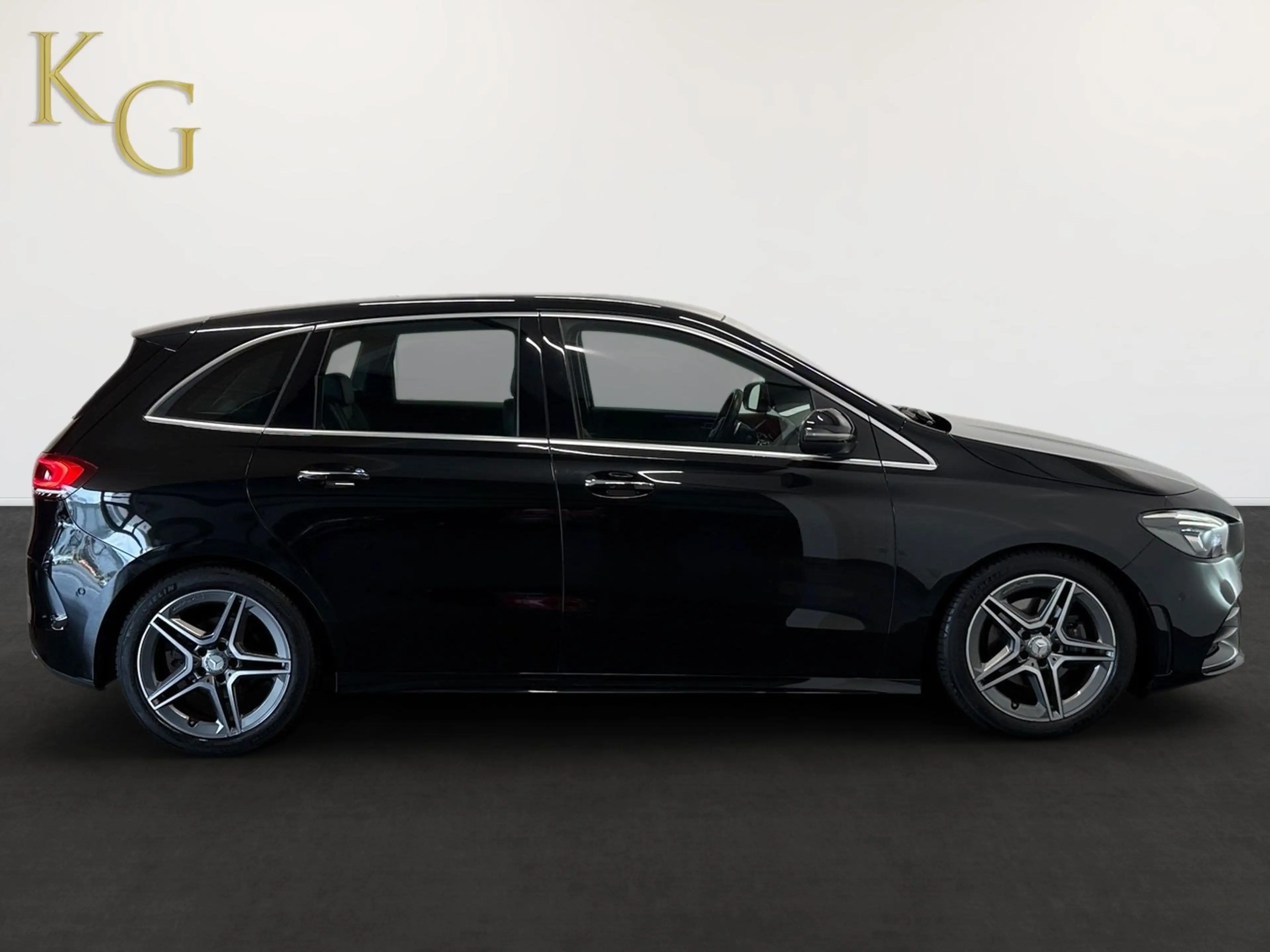 Mercedes-Benz B 180 AMG-Line ab ca. 190€ monatlich — photo 8
