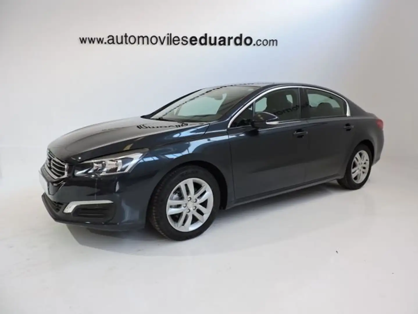 Peugeot 508 2.0HDI Active 140 Gris - 1