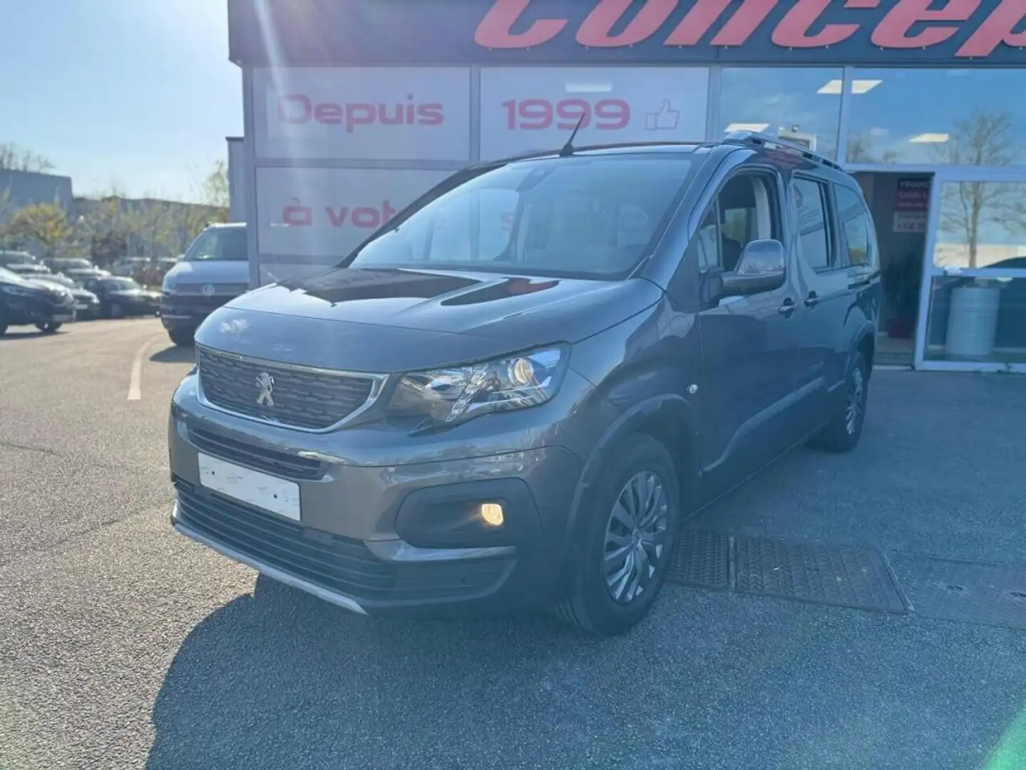 Peugeot Rifter ALLURE Long 1.5 BlueHDi 100cv 7 Places + Pack City Gris - 1