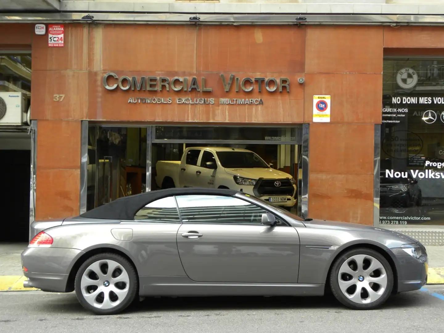 BMW 630 630i Cabrio Aut. Szary - 1