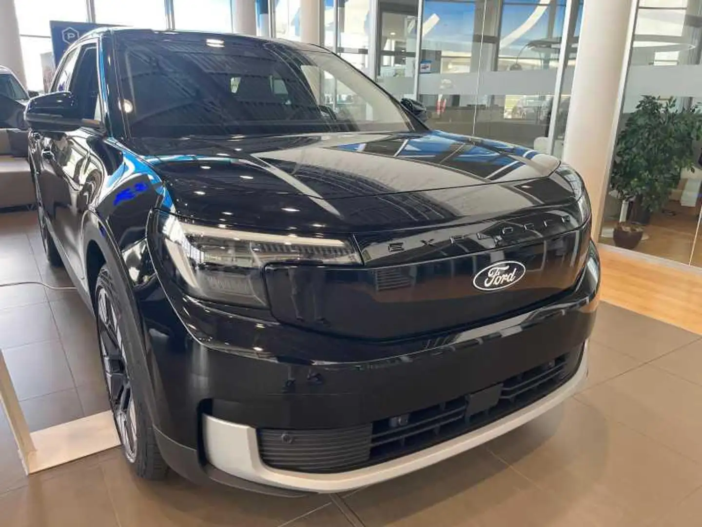 Ford Explorer ev 79kwh extended range rwd Nero - 2