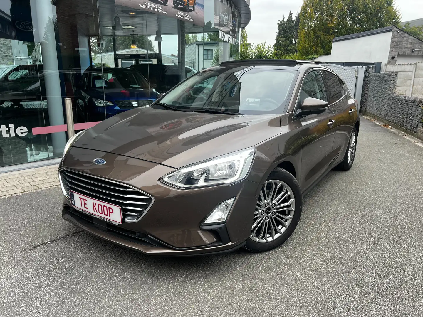 Ford Focus Focus 1.0 EcoBoost Start-Stopp-System TITANIUM Bruin - 1