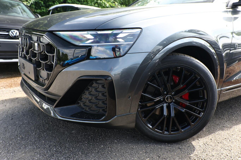 Audi Q8 S line 2xS AssistenzP+ 22Z Laser Pano AHK Klim4... — photo 5