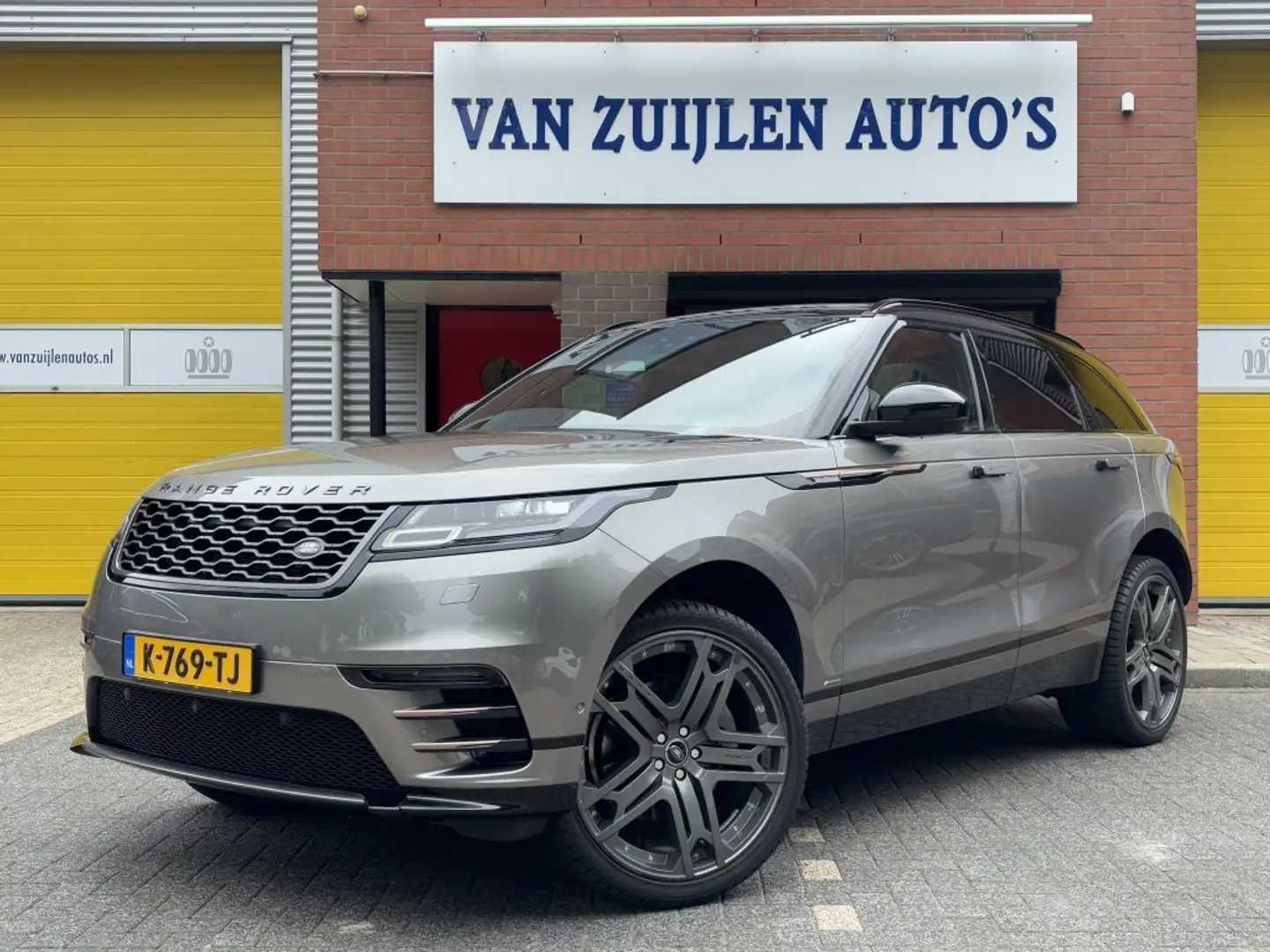 Land Rover Range Rover Velar Landrover 3.0 V6 SC AWD R-Dynamic HSE Pano Luchtve Gris - 1