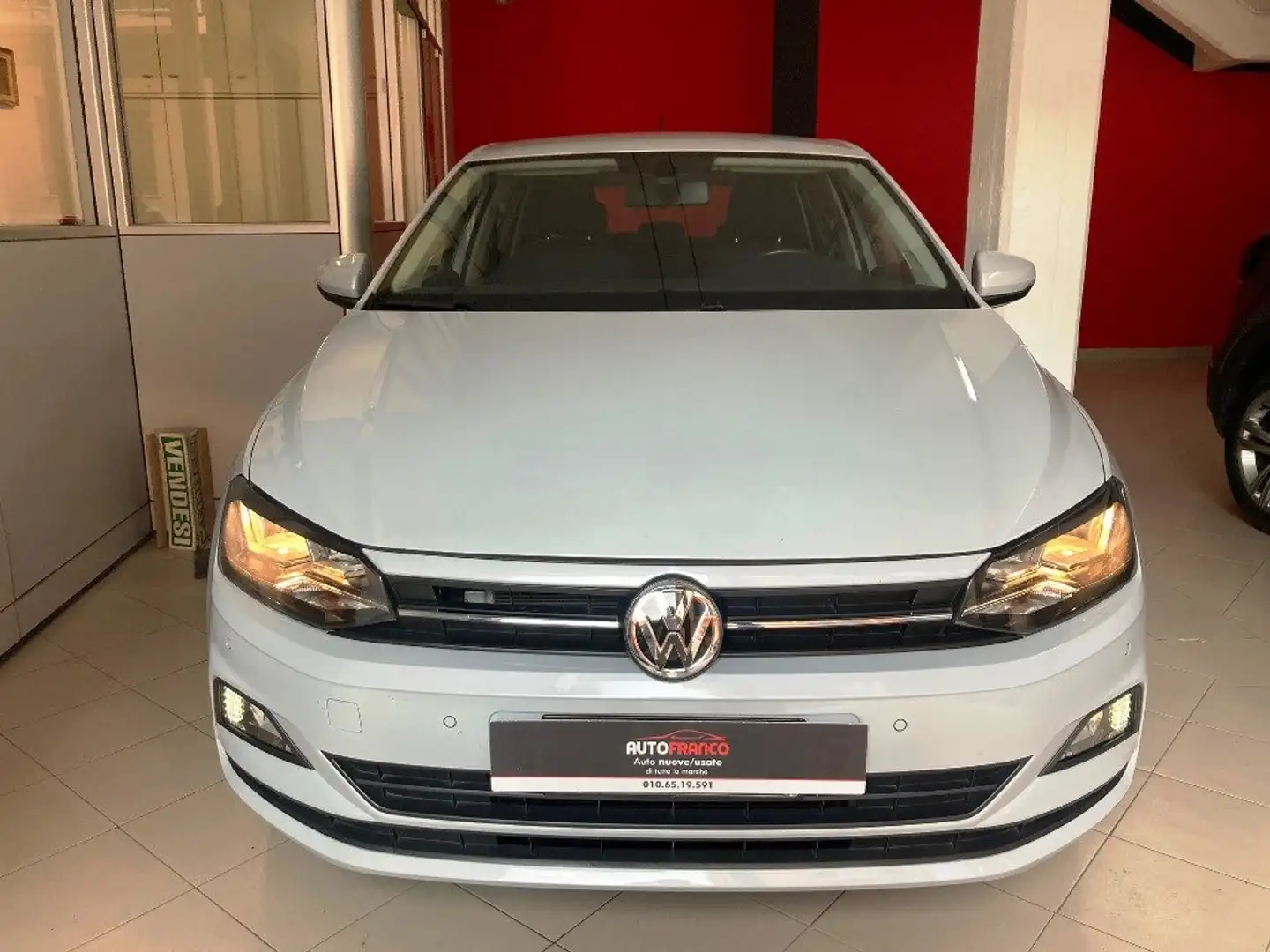 Volkswagen Polo 1.6 80 CV tdi Comfortline OK Neopatentati Grijs - 1