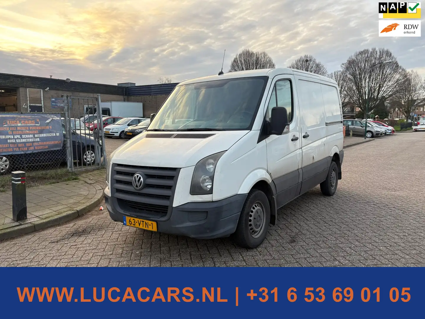 Volkswagen Crafter 28 2.5 TDI L1H1 2X SCHUIFDEUR AIRCO - 1
