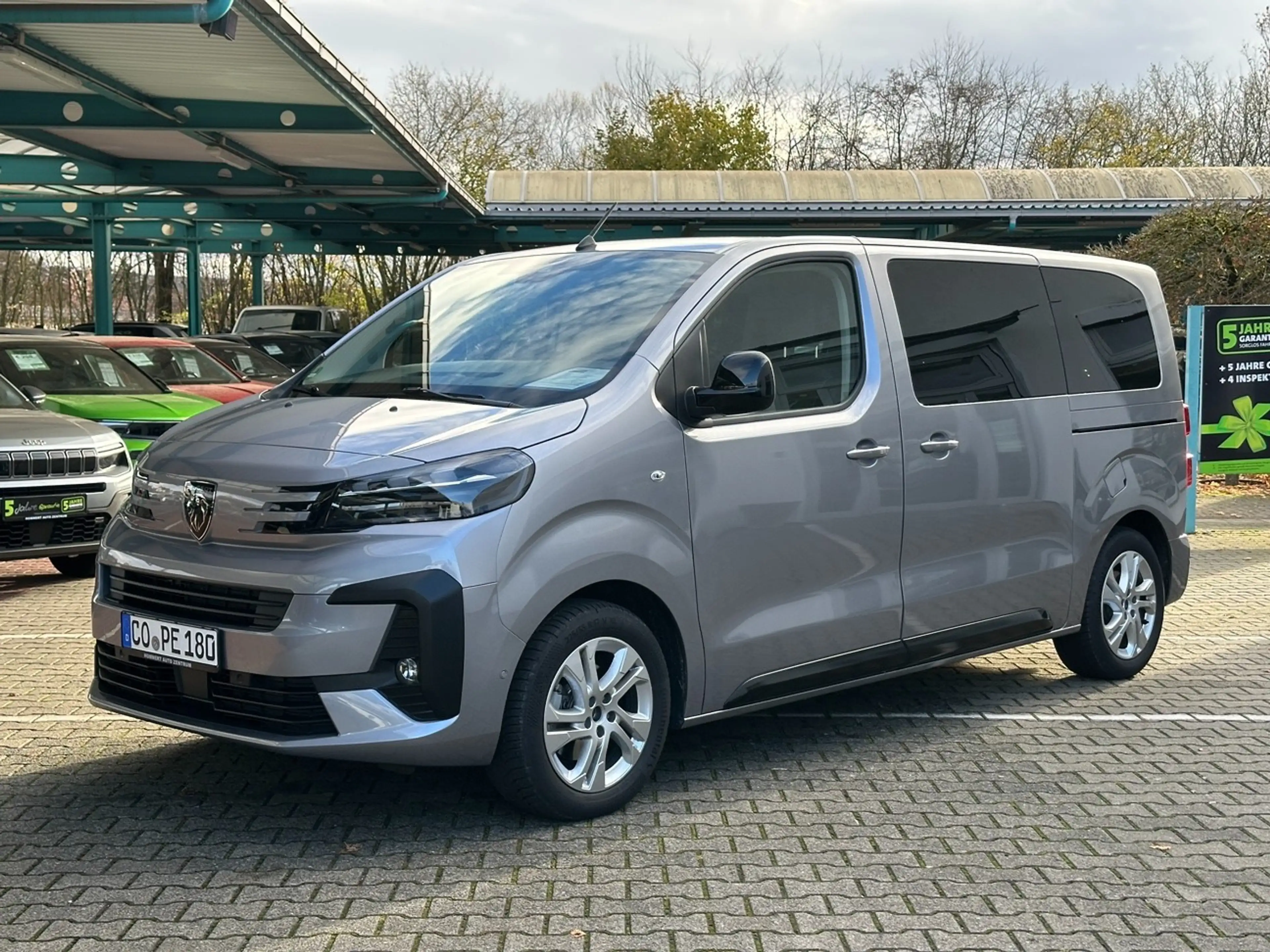 Peugeot Traveller Allure 2.0 BlueHDi 180 L2 *180°*Leder* — photo 2