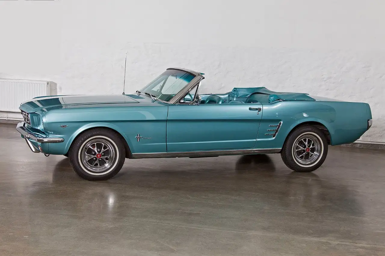 Ford Mustang V8 Cabrio, Autom. schöner Zustand !, foto 6
