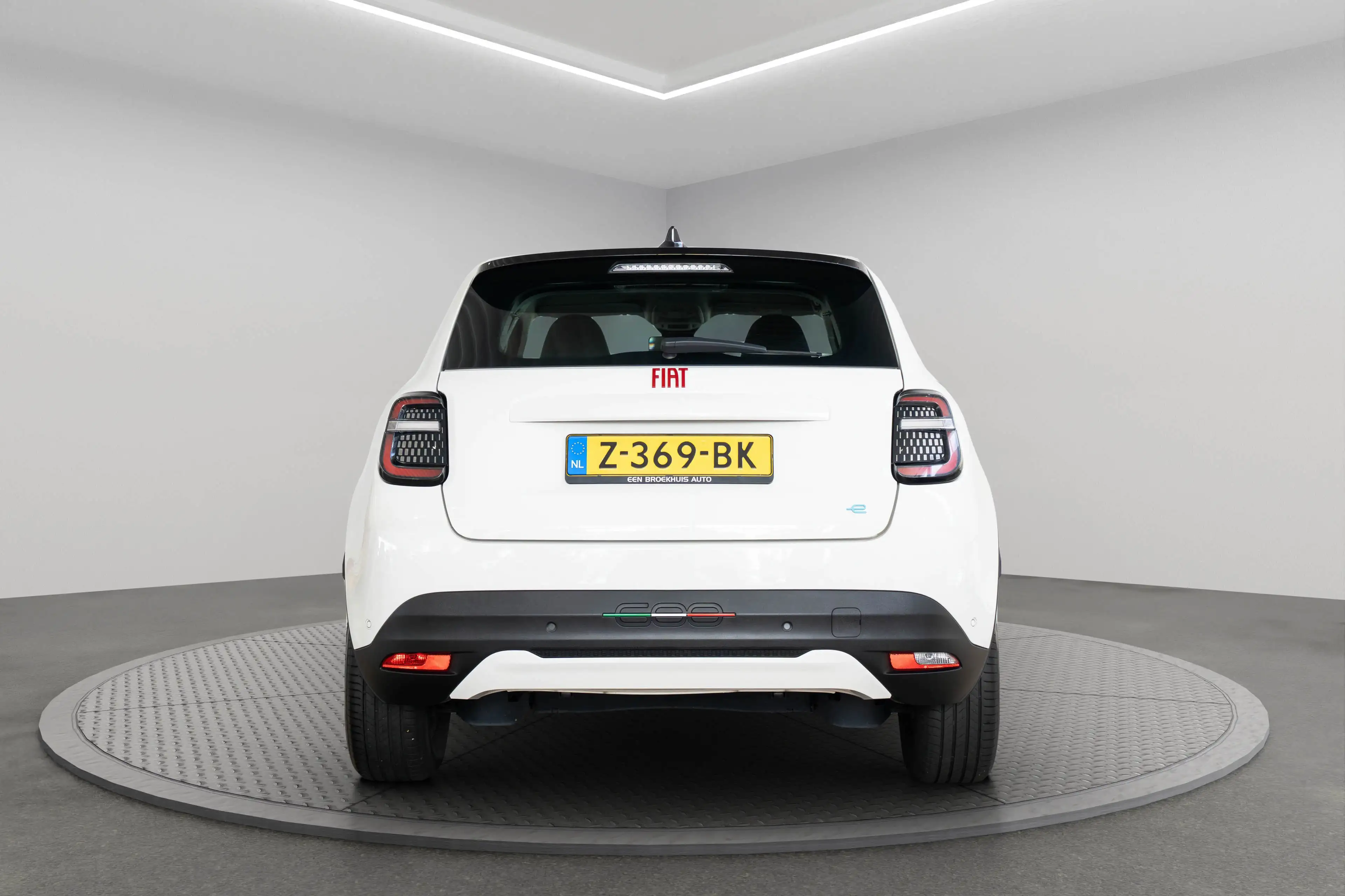 Fiat 600e RED 54 kWh | 3 Fase | Apple Carplay & Android Auto — photo 7