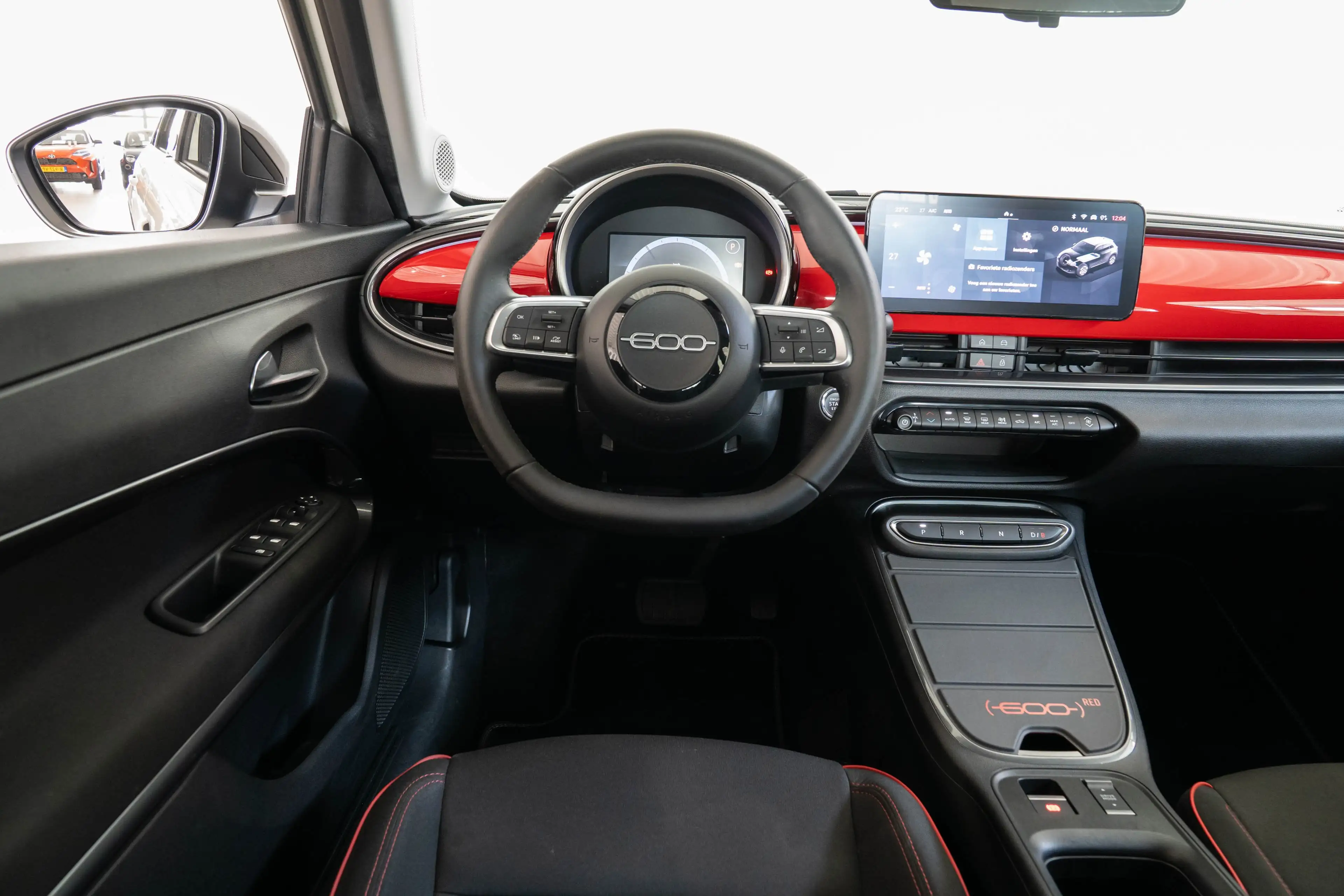 Fiat 600e RED 54 kWh | 3 Fase | Apple Carplay & Android Auto — photo 31