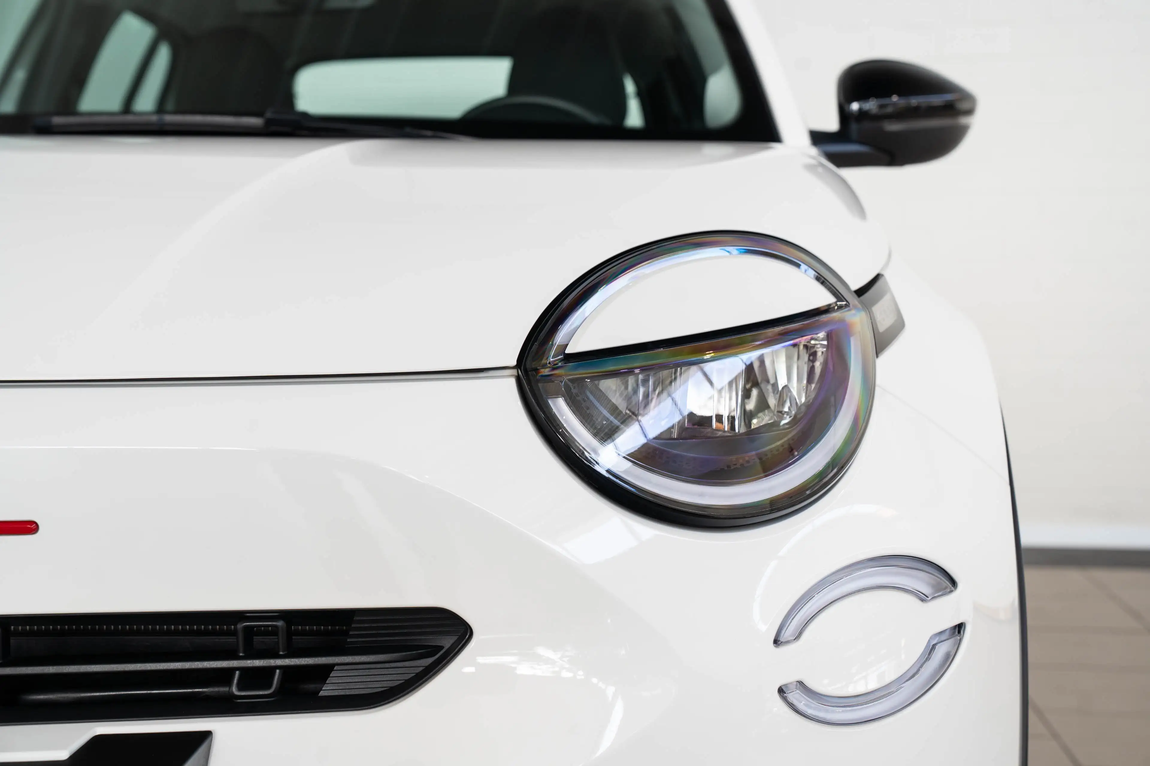 Fiat 600e RED 54 kWh | 3 Fase | Apple Carplay & Android Auto — photo 3