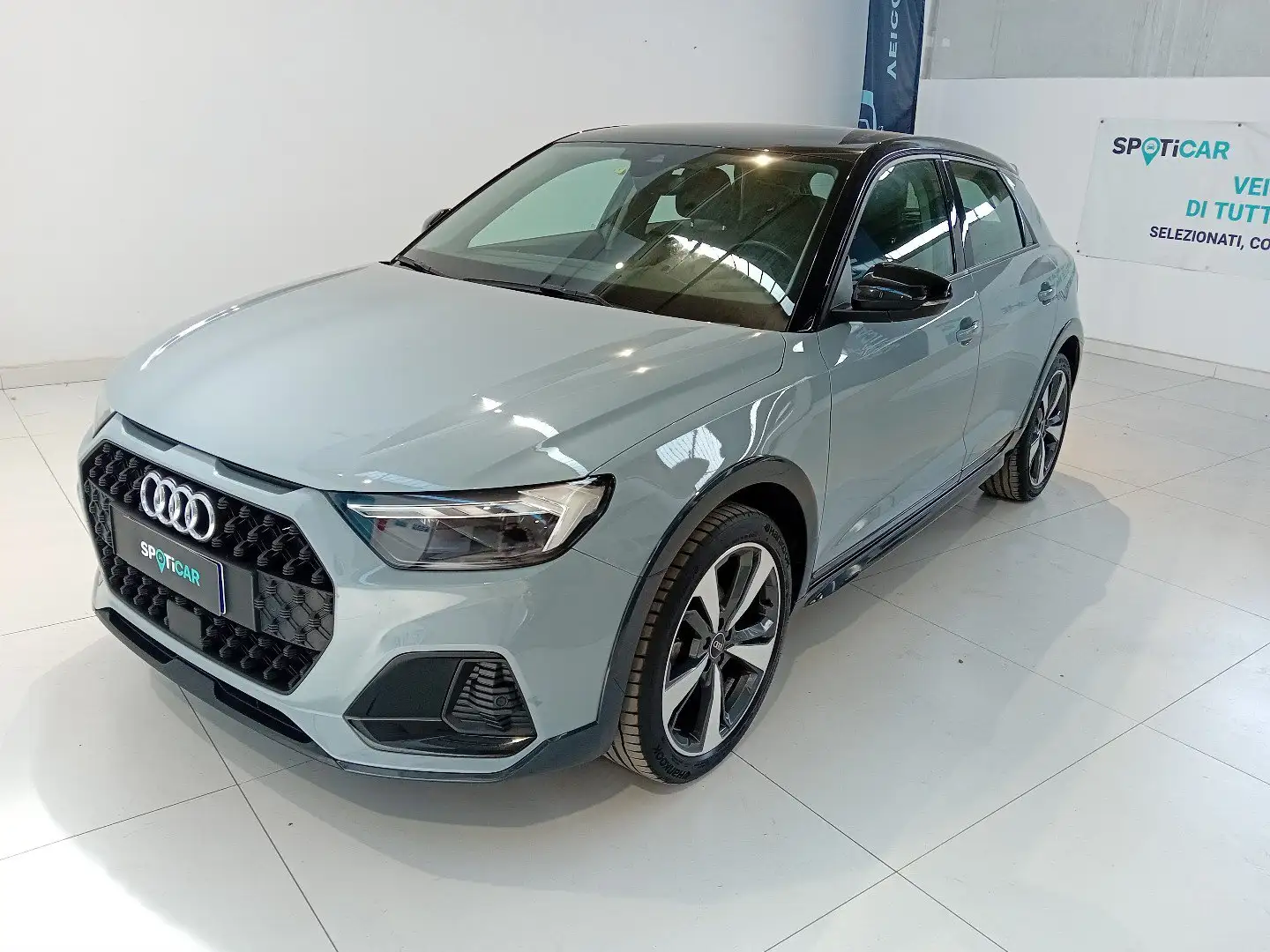 Audi A1 A1 citycarver 30 TFSI S tronic Grigio - 1
