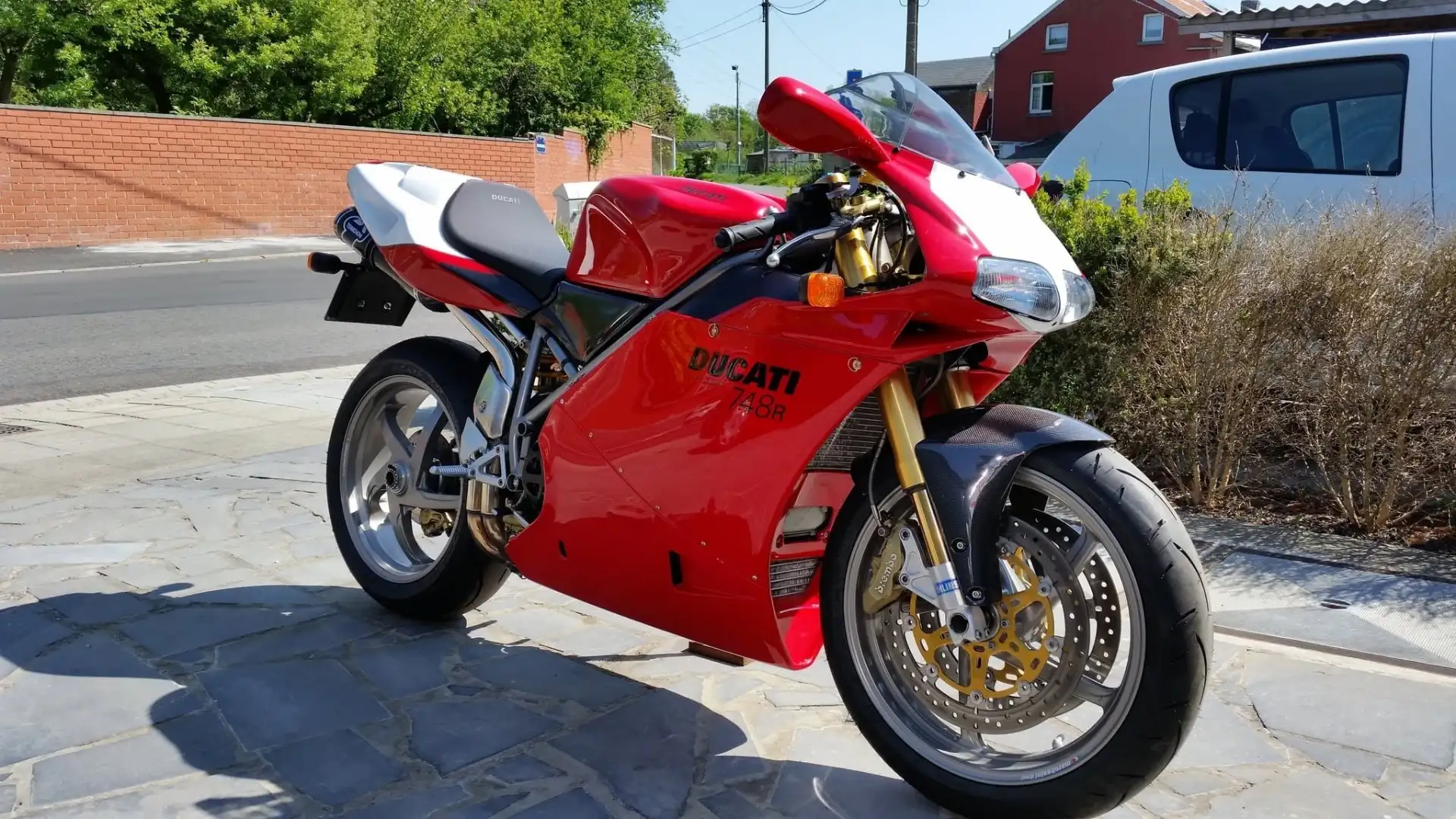 Ducati 748 Red - 1