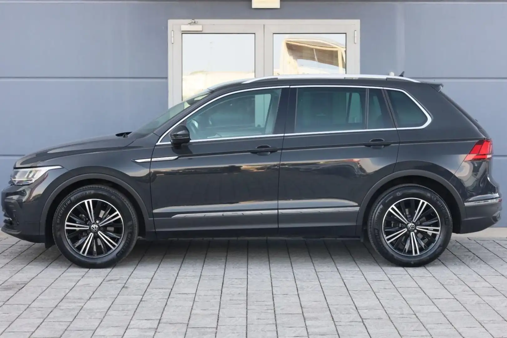 Volkswagen Tiguan 1-5-tsi-act-life-benzina 96 Kwatt (131 cv) - 1