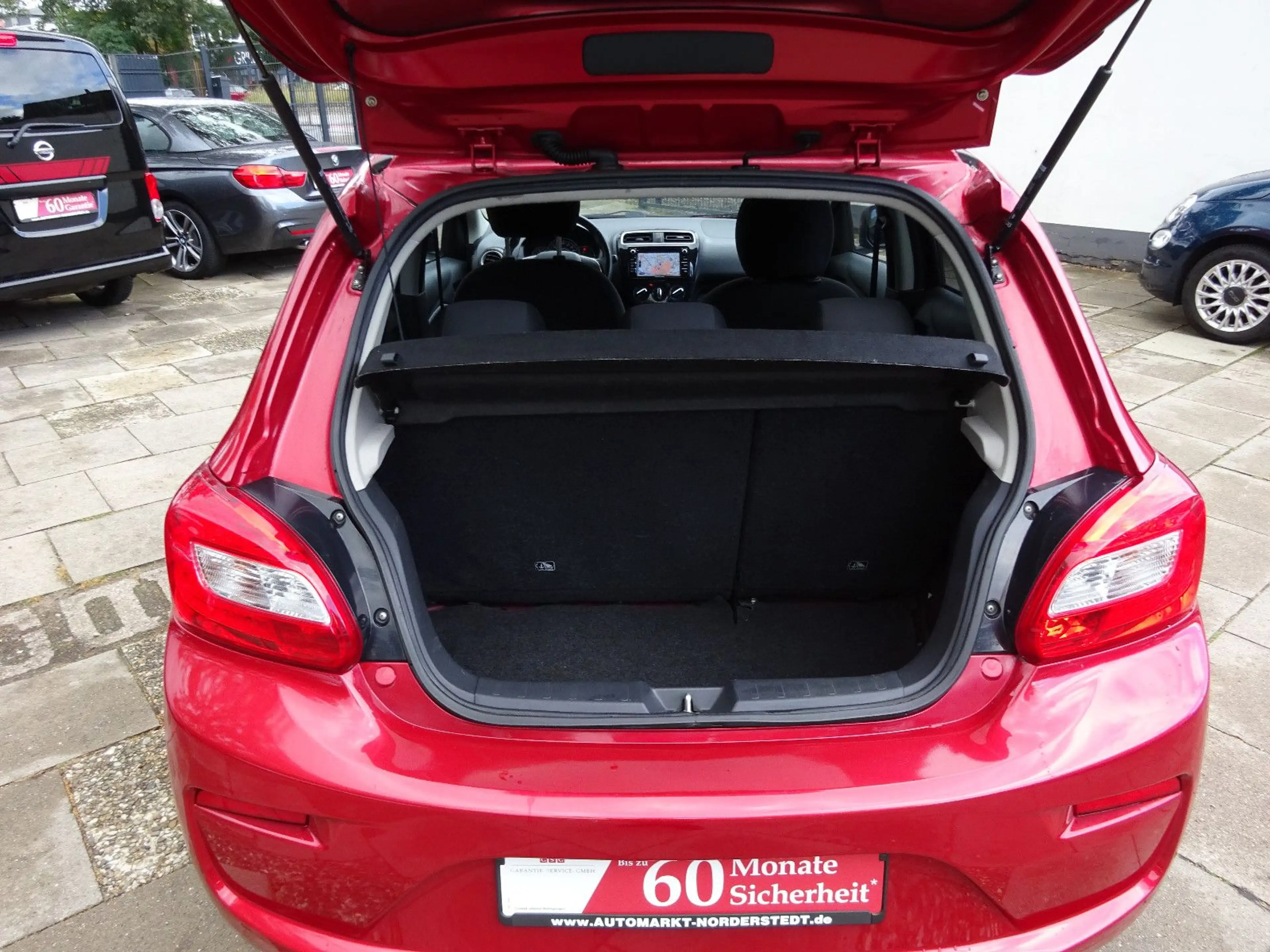 Mitsubishi Space Star Diamant Edition+/ Navi /SHZ/Klimaan — photo 12