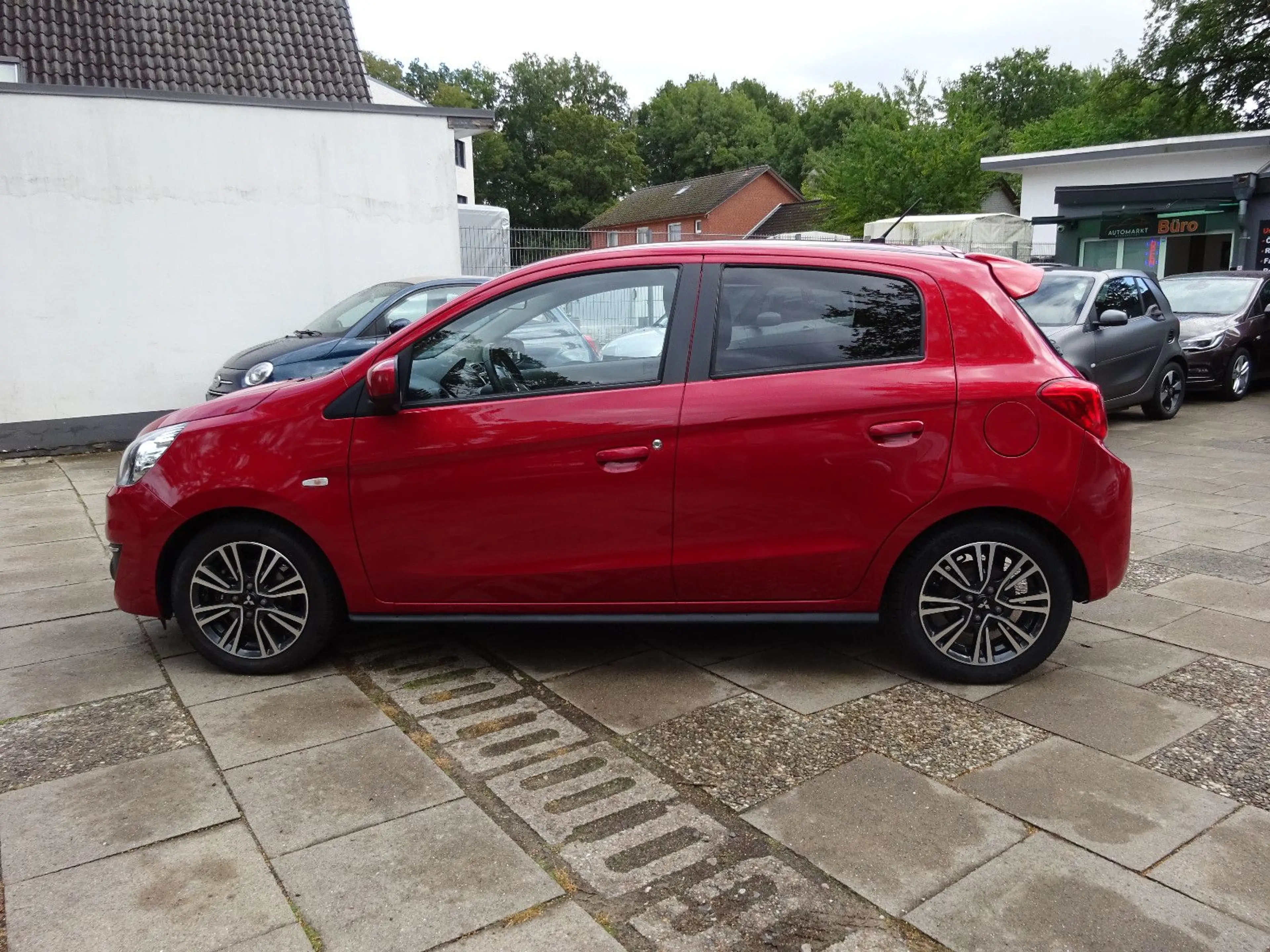 Mitsubishi Space Star Diamant Edition+/ Navi /SHZ/Klimaan — photo 8