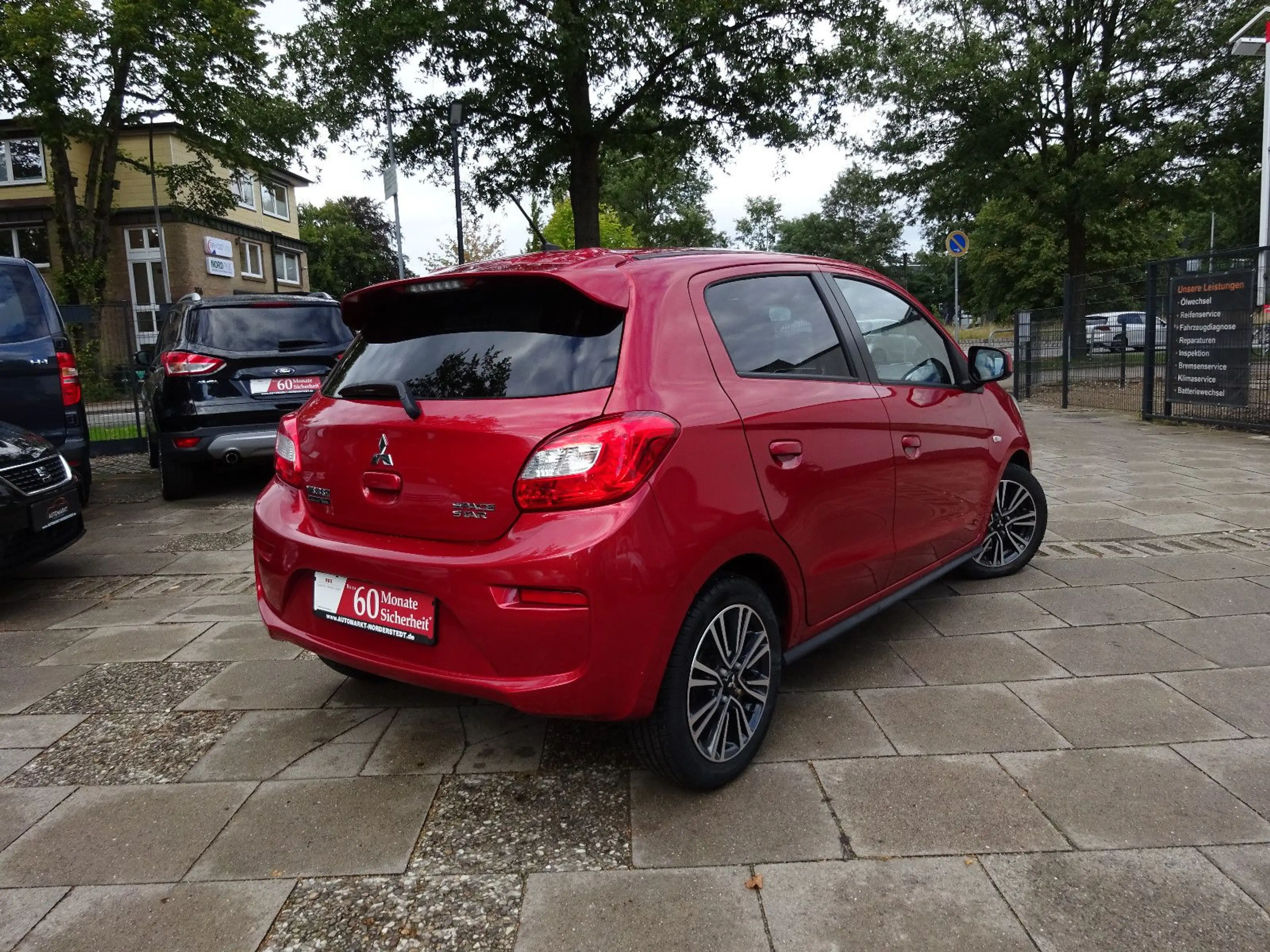 Mitsubishi Space Star Diamant Edition+/ Navi /SHZ/Klimaan — photo 9