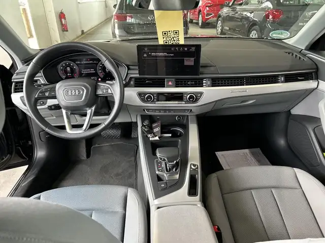 Audi A4 view 8