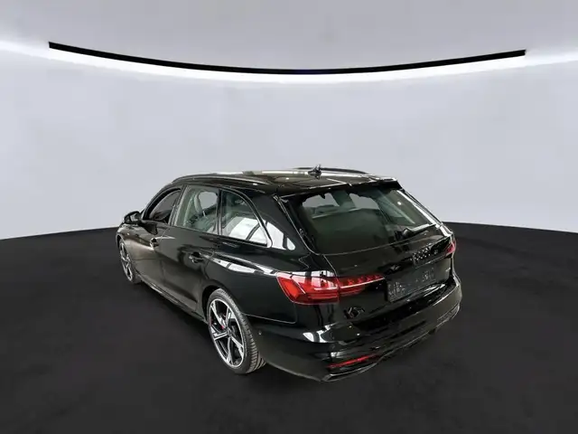 Audi A4 view 3