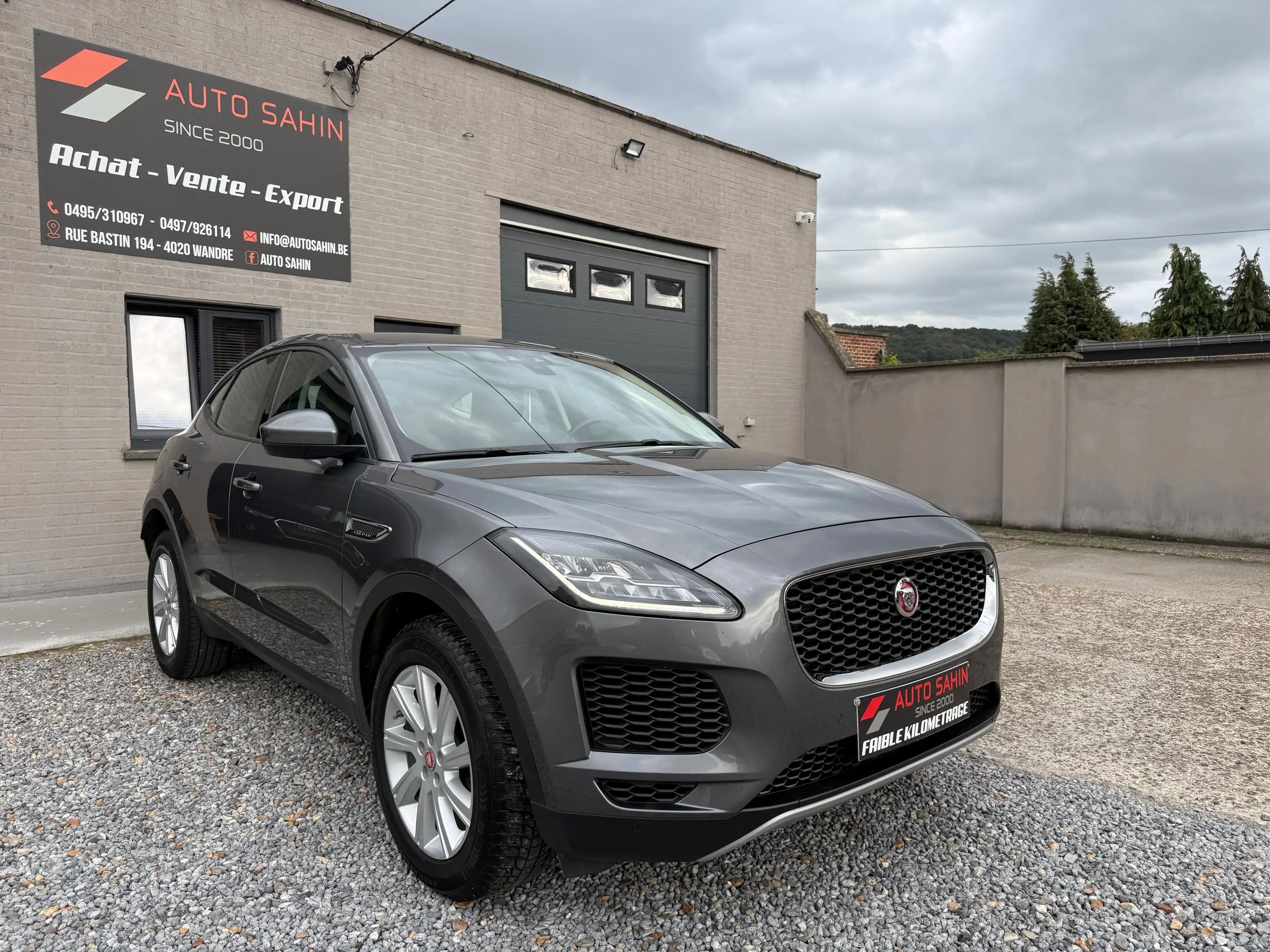 Jaguar E-Pace * 2.0 DIESEL,LED,GPS,CAMÉRA,CUIR,BLUETOOTH,SUPER ÉTAT,GARANTIE 12 MOIS…*