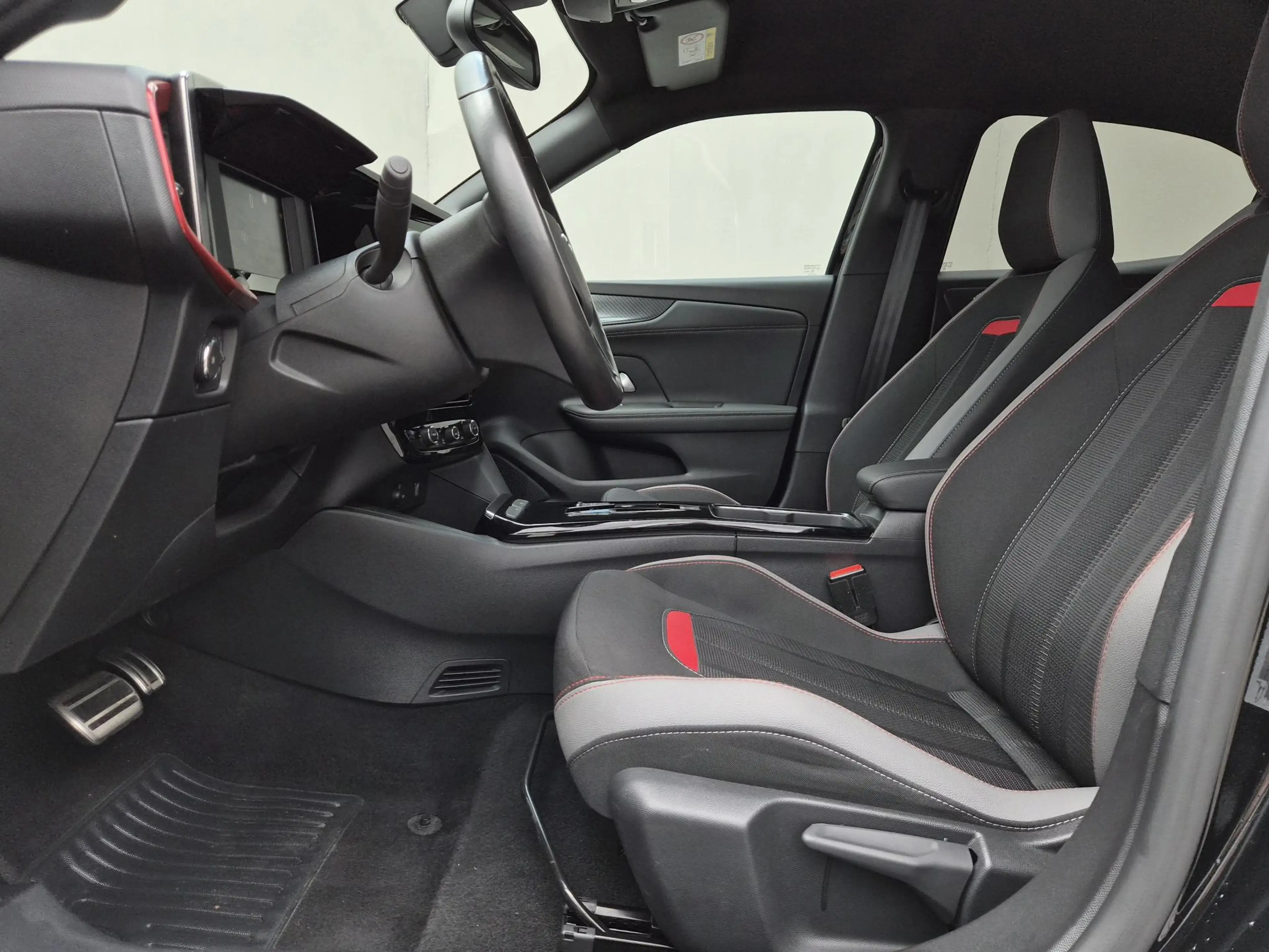 Opel Mokka-E Ultimate 50-kWh 11kw bl. / SOH 99% / Comfort-pakke — photo 9