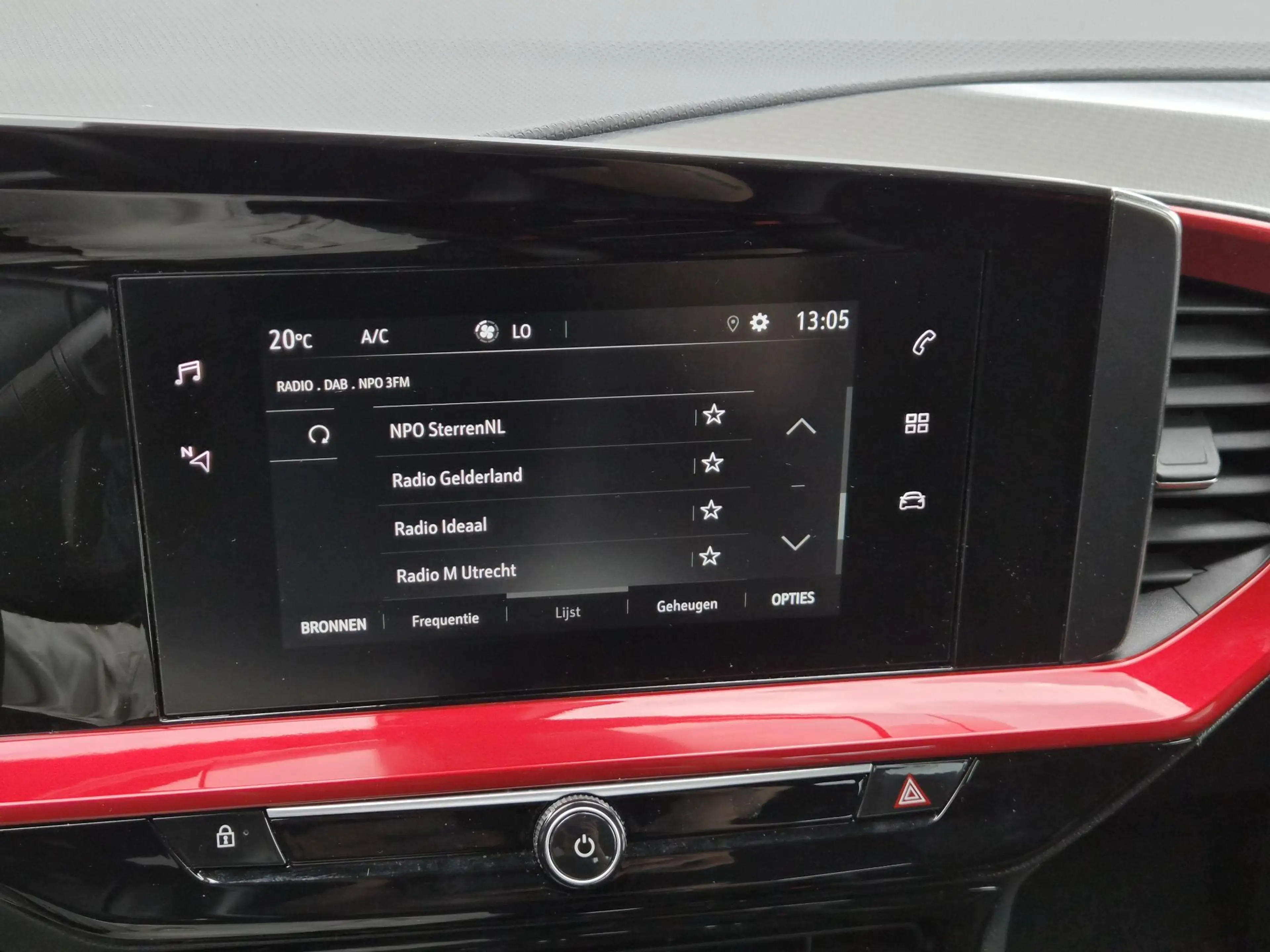 Opel Mokka-E Ultimate 50-kWh 11kw bl. / SOH 99% / Comfort-pakke — photo 40