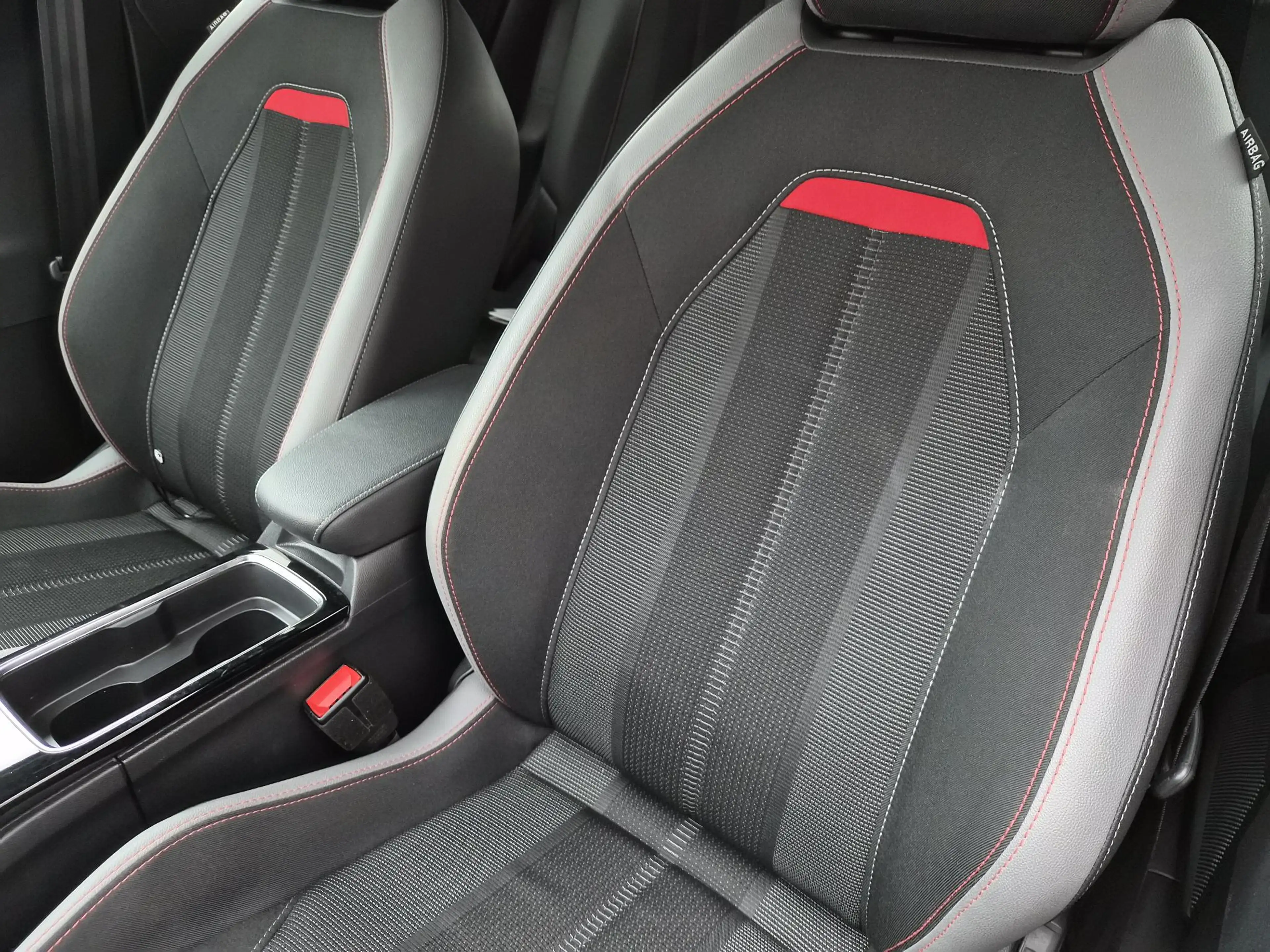 Opel Mokka-E Ultimate 50-kWh 11kw bl. / SOH 99% / Comfort-pakke — photo 23
