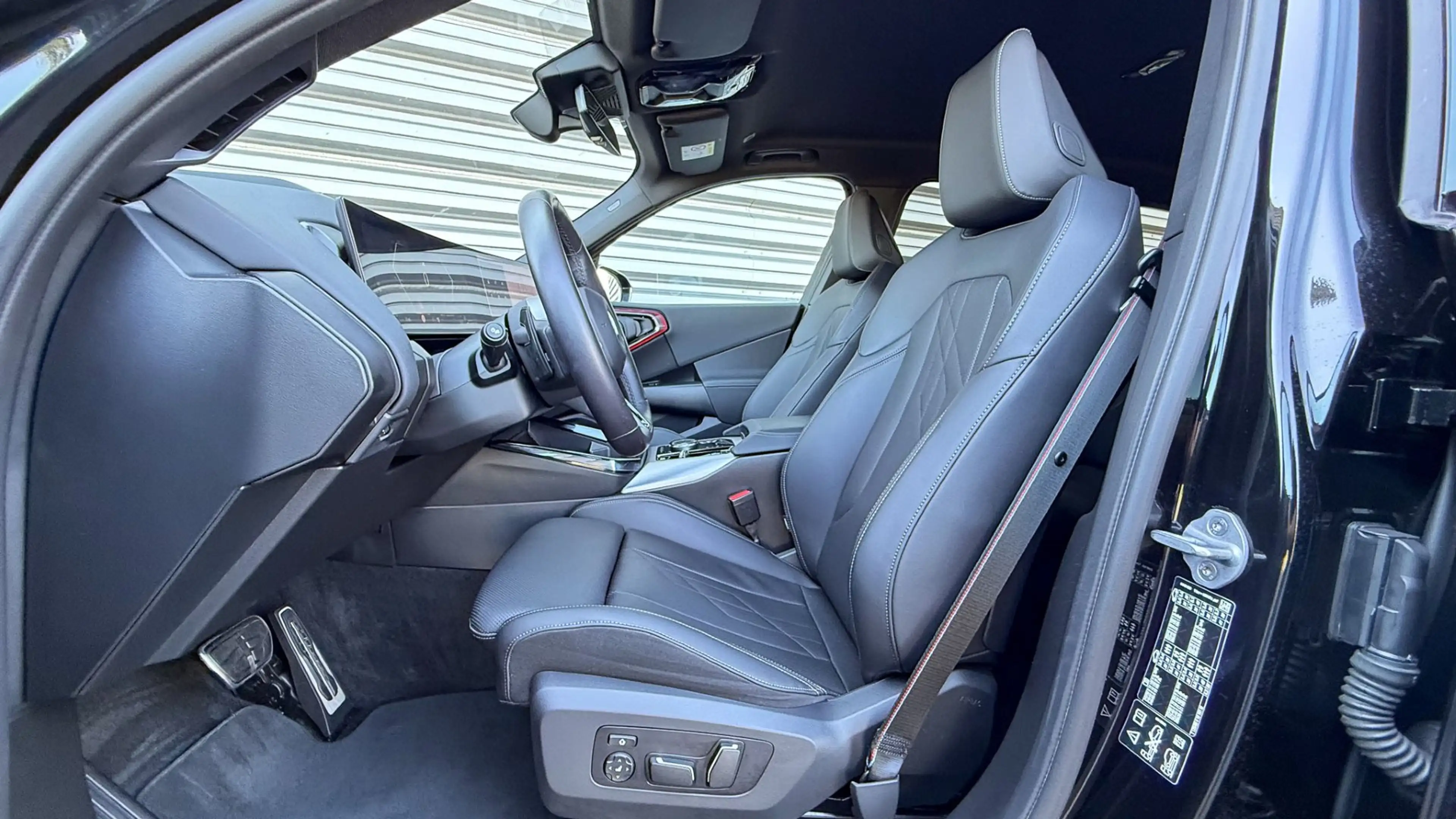 BMW X3 20d xDrive M-Sportpaket Pro — photo 13