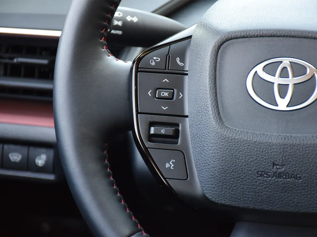 Toyota Prius снимка Toyota Prius