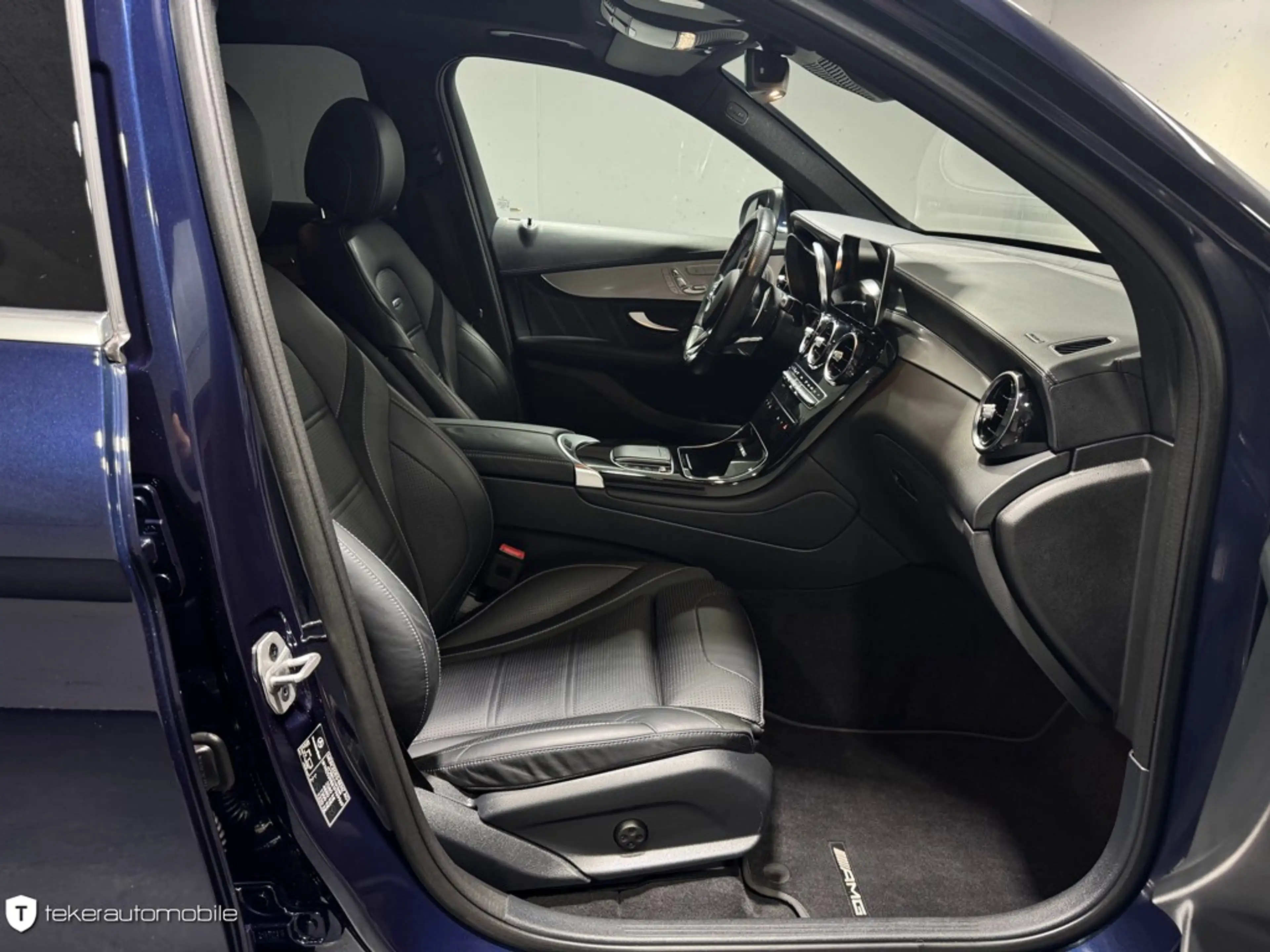 Mercedes-Benz GLC 63 AMG 4Matic *AHK*Pano*Burmester*1.Hand* — photo 11