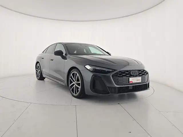Audi A5 view 6