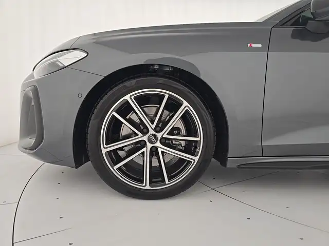 Audi A5 view 8