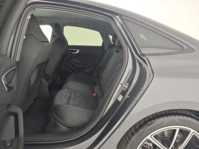 Audi A5 view 10