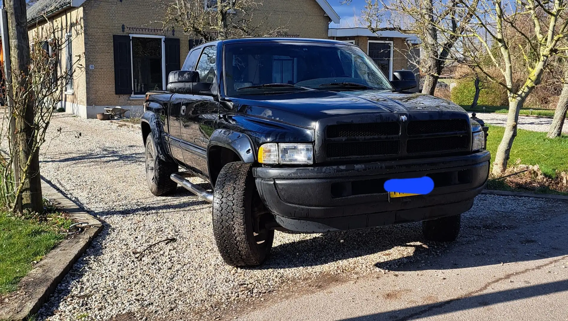 Dodge RAM Negro - 1