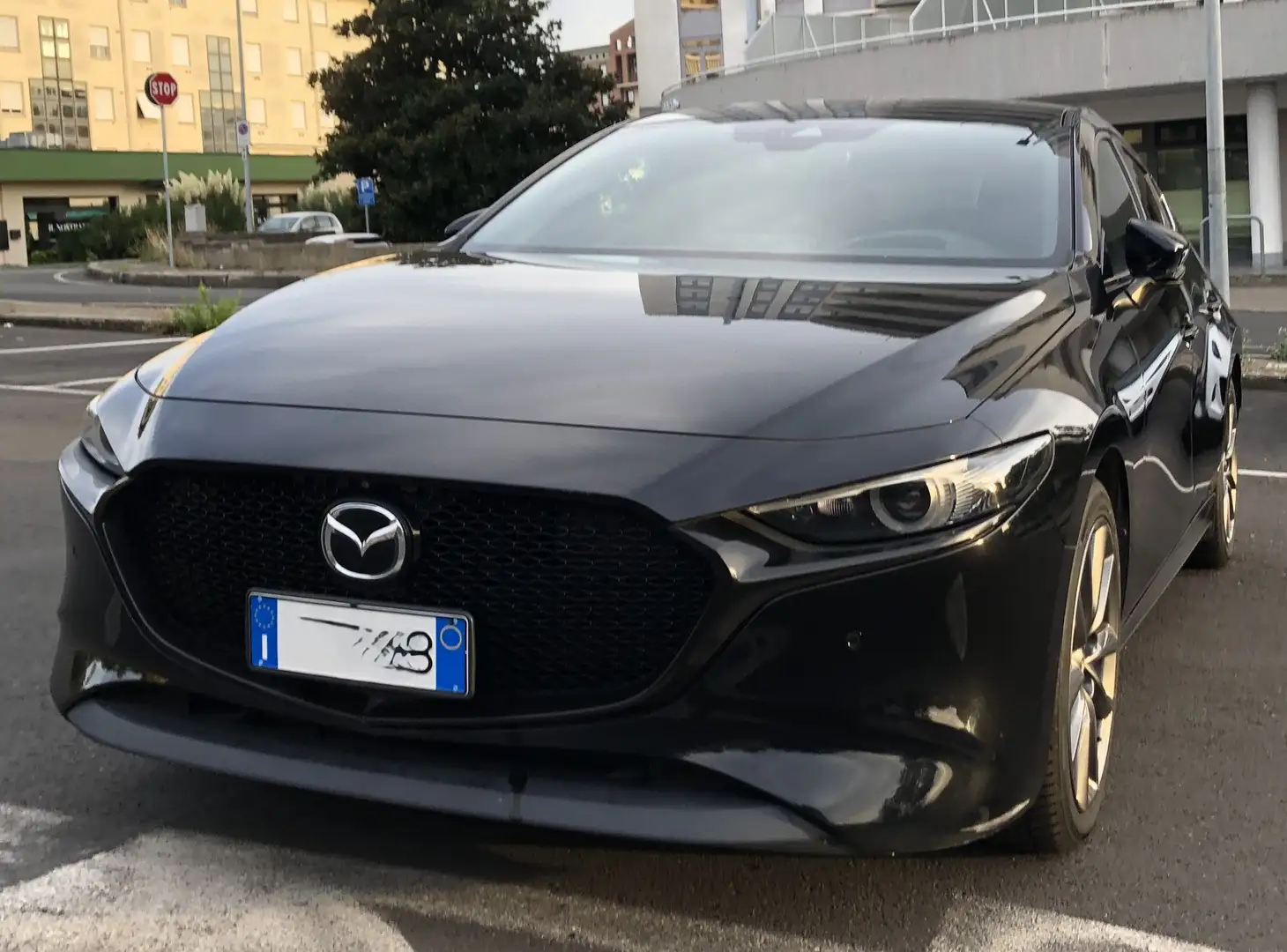 Mazda 3 3 IV 5 porte 5p 2.0 m-hybrid Exclusive 150cv 6at Nero - 2