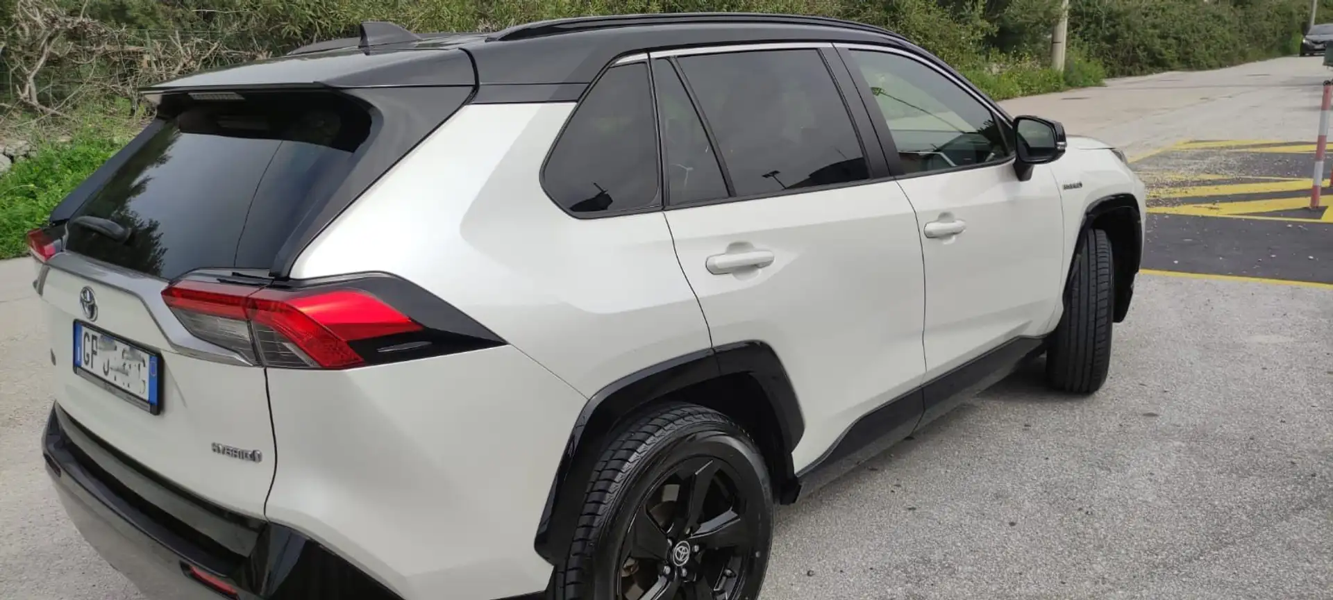 Toyota RAV 4 Toyota RAV4 2.5 Hybrid (218 CV) 2WD E-CVT Style. Bianco - 1