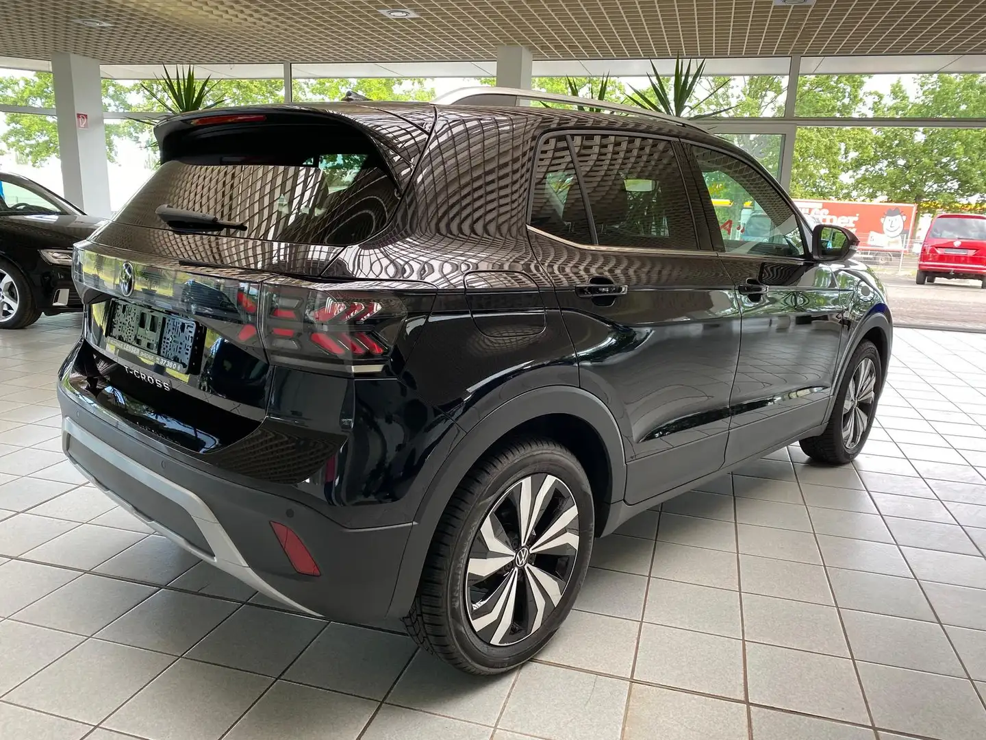 Volkswagen T-Cross 1.0 TSI Style*DSG*NAVI*RFK*ACC*SH*IQ.Light Schwarz - 2