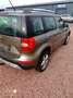 Skoda Yeti Active Outdoor Klima AHK 8-fach Alur. 1.Hand Зелений - thumbnail 4
