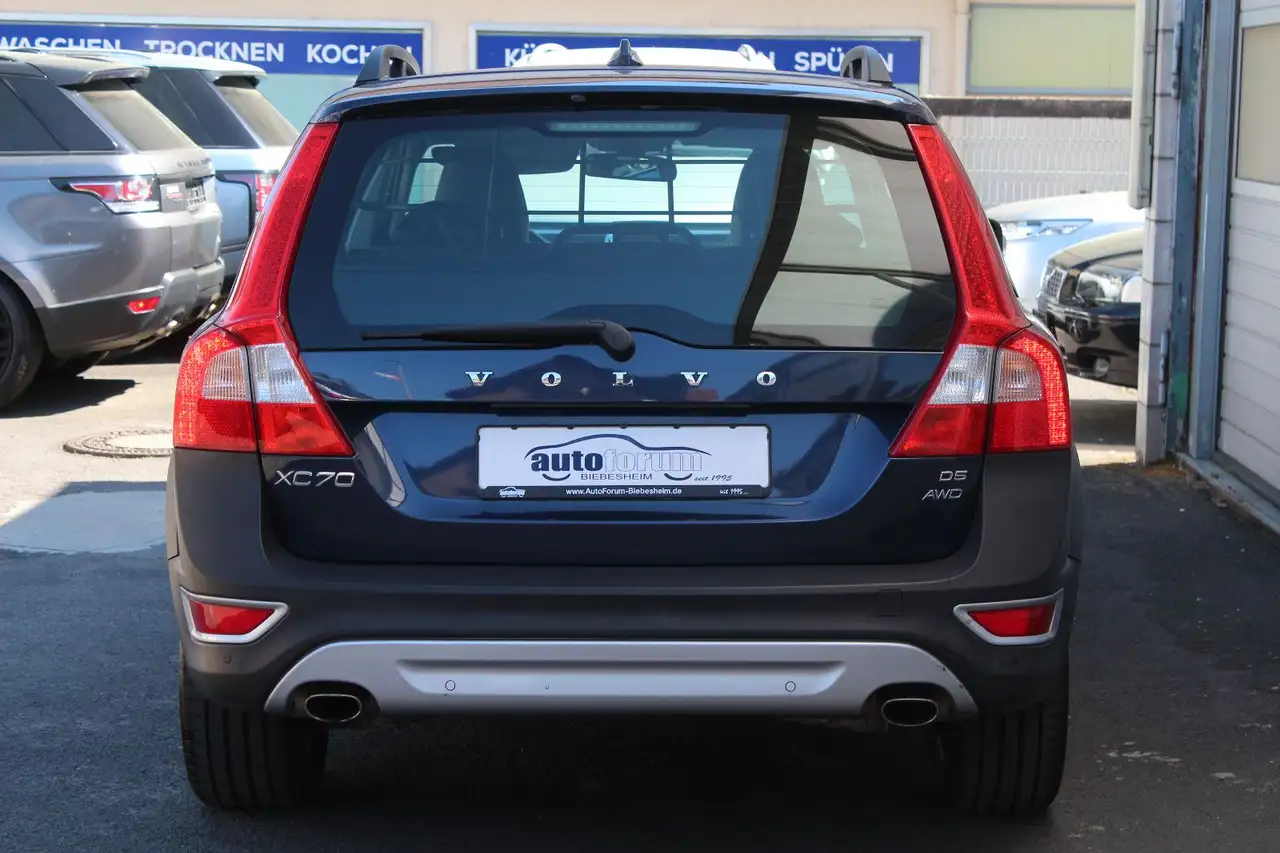 VOLVO XC70 D5 205CH 4x4 Summum
