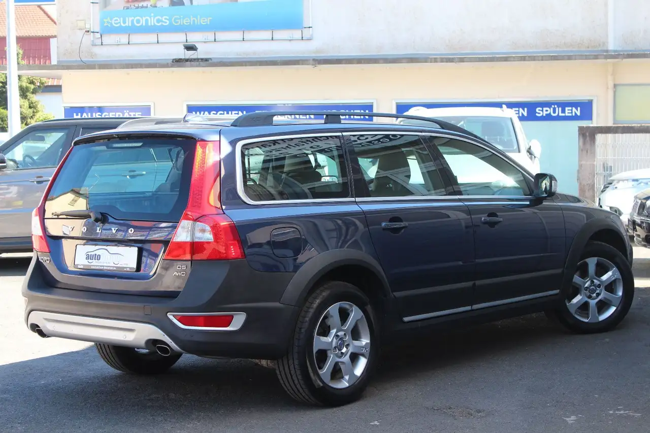 VOLVO XC70 D5 205CH 4x4 Summum