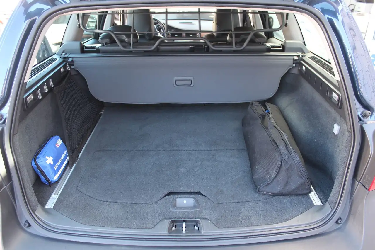 VOLVO XC70 D5 205CH 4x4 Summum