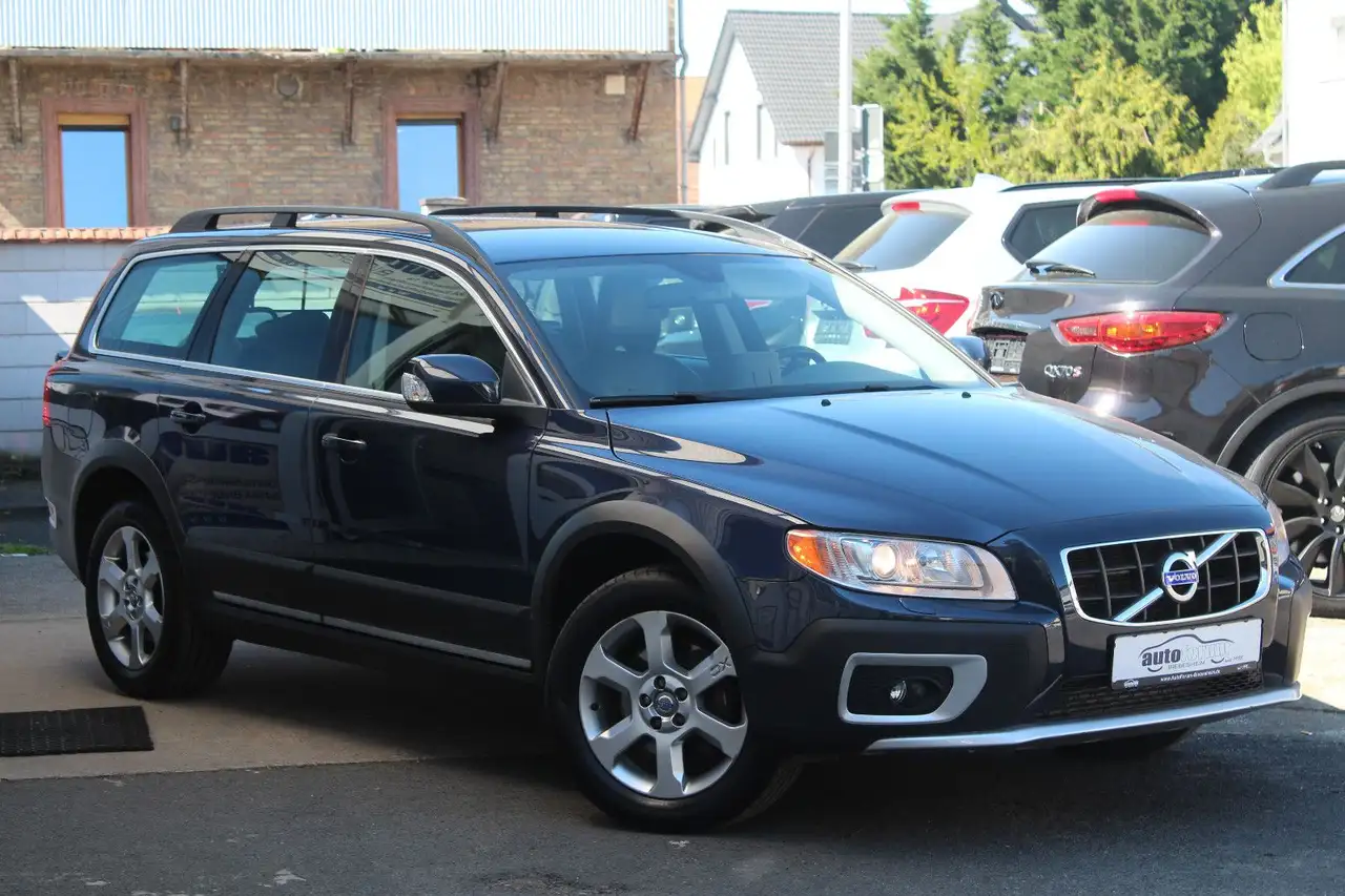 VOLVO XC70 D5 205CH 4x4 Summum