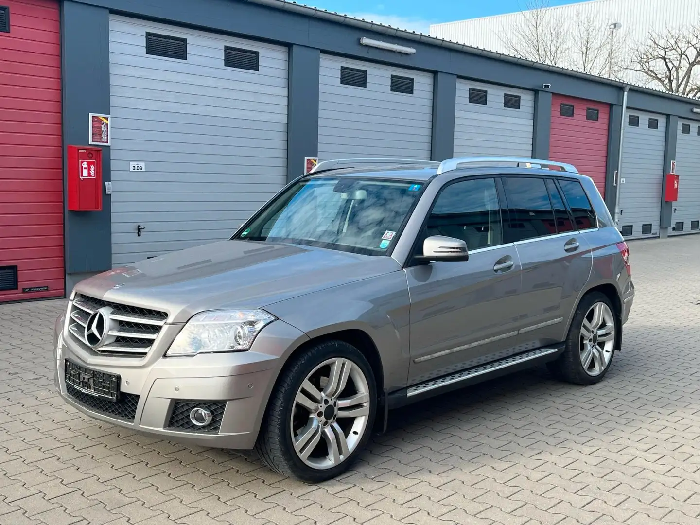Mercedes-Benz GLK 320 CDI 4Matic/PDC/AHK/Tüv Neu/2-Hand Zilver - 1
