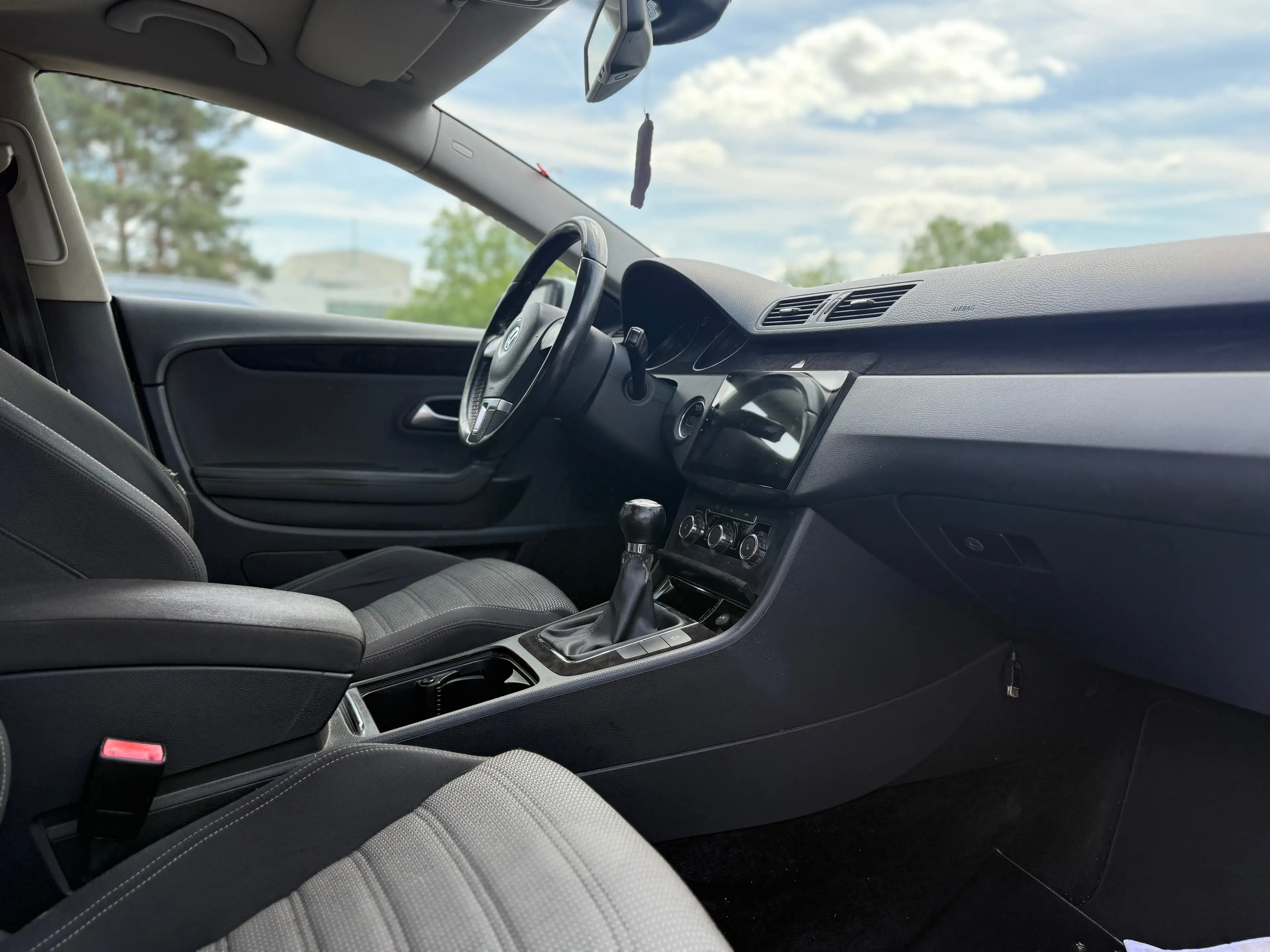 Volkswagen Passat CC Basis — photo 6